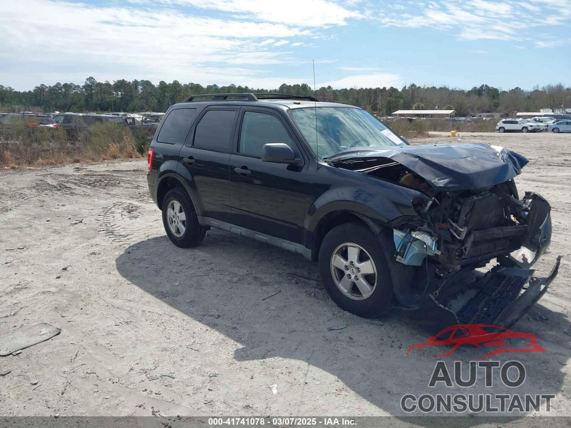 FORD ESCAPE 2009 - 1FMCU03G39KC85736