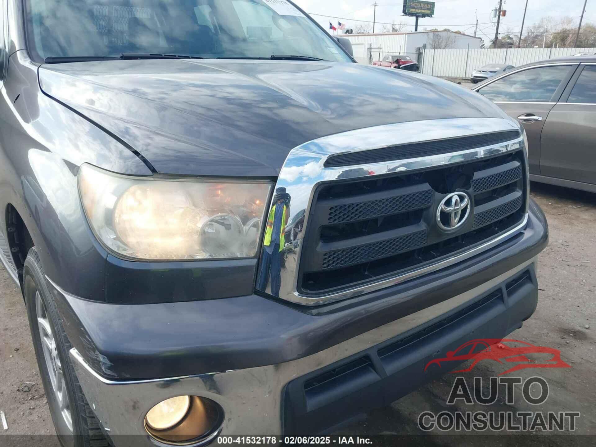 TOYOTA TUNDRA 2013 - 5TFRM5F19DX059232