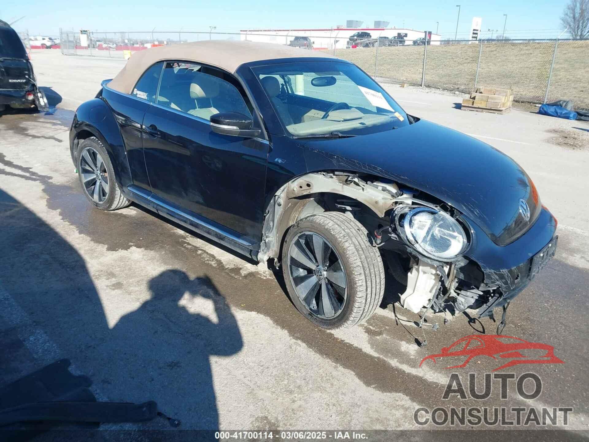 VOLKSWAGEN BEETLE 2014 - 3VW7T7ATXEM803083