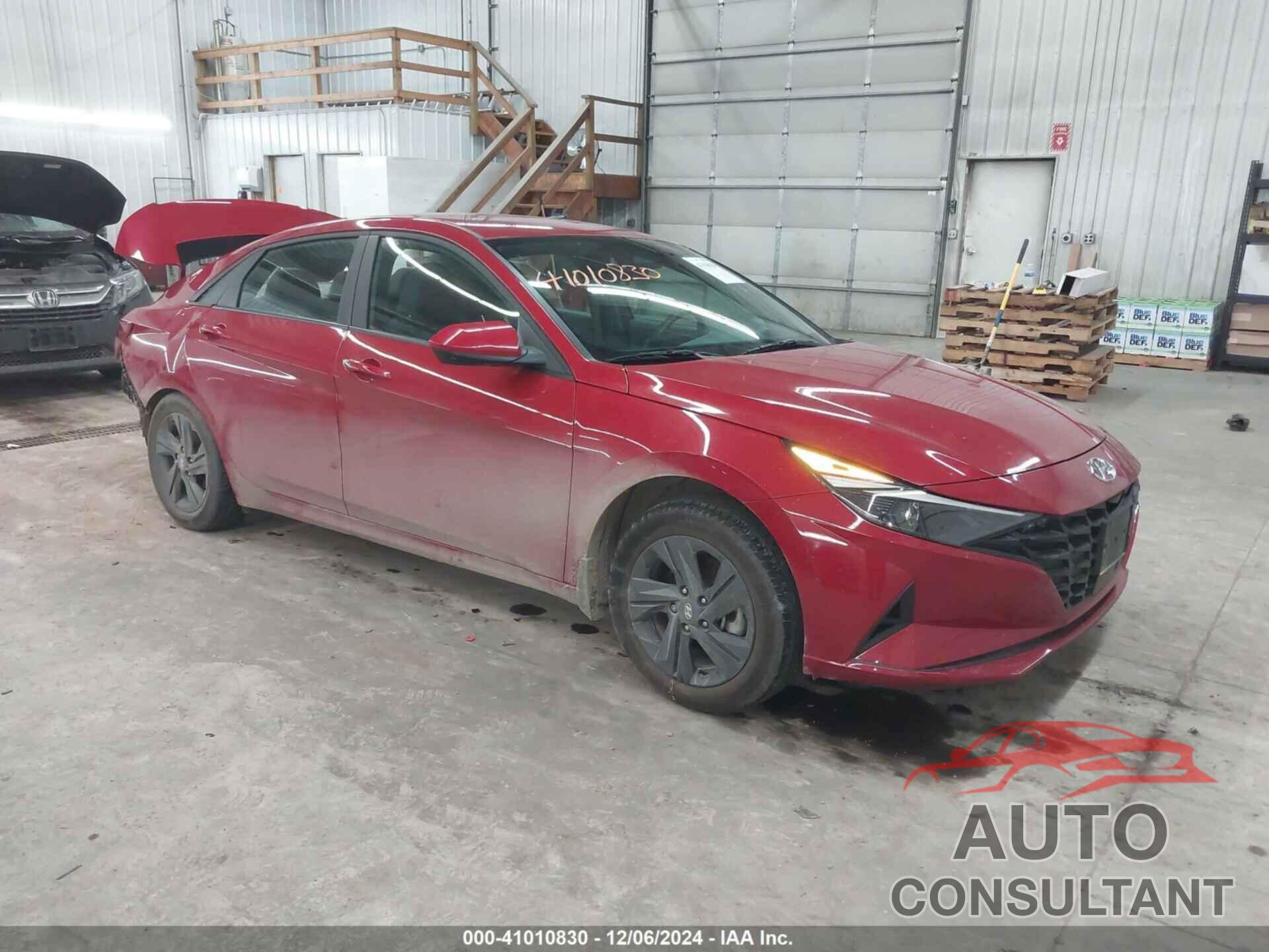 HYUNDAI ELANTRA 2022 - KMHLS4AG2NU370453