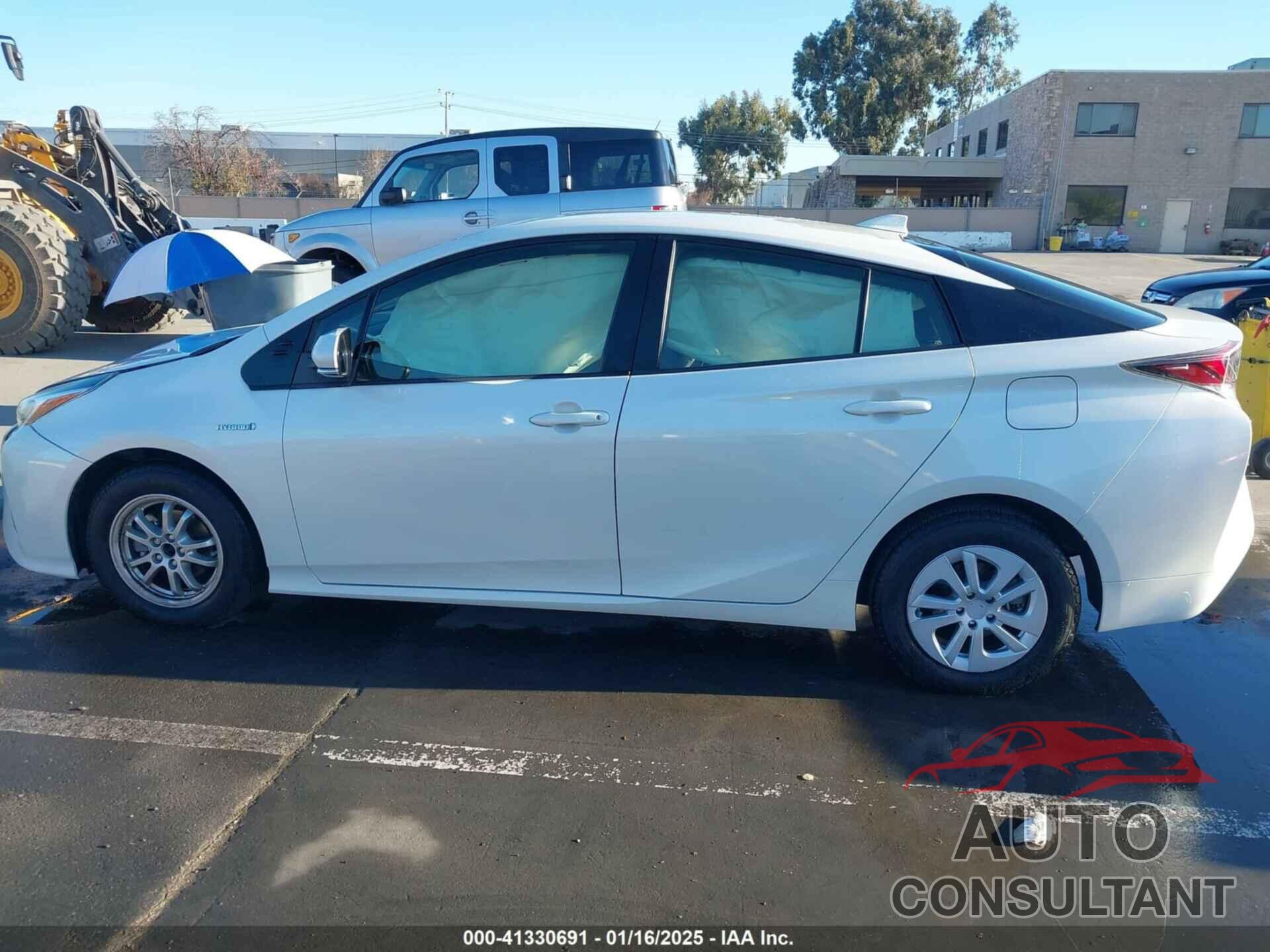 TOYOTA PRIUS 2018 - JTDKBRFU2J3060301