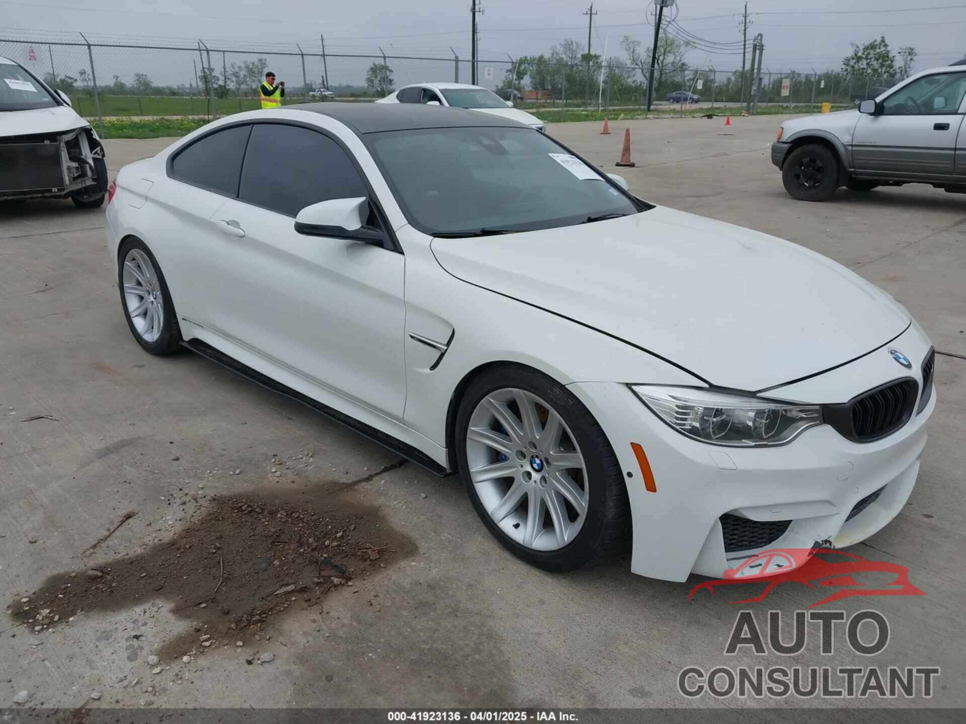 BMW M4 2015 - WBS3R9C54FK329174