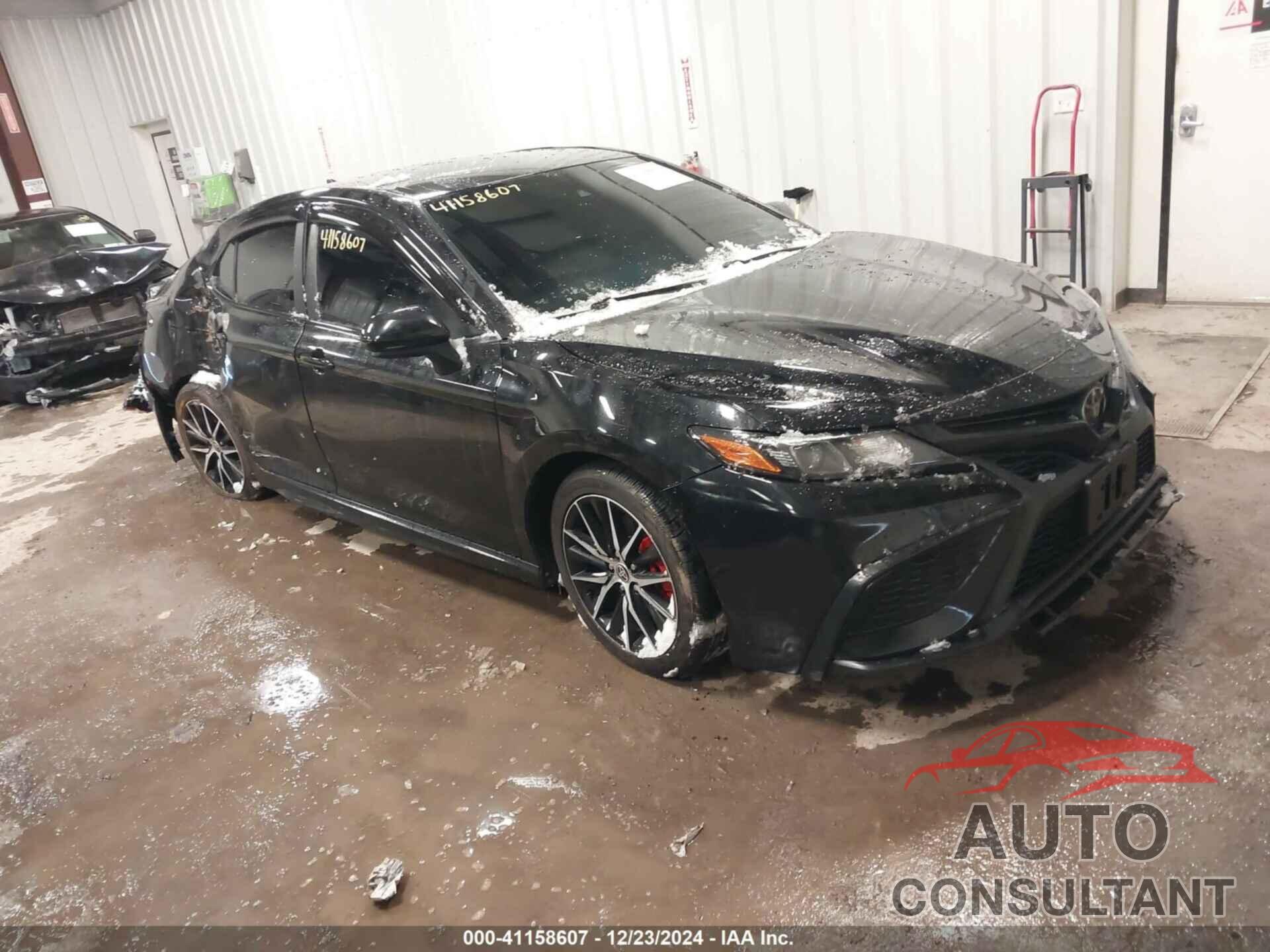 TOYOTA CAMRY 2021 - 4T1G11AK4MU522237