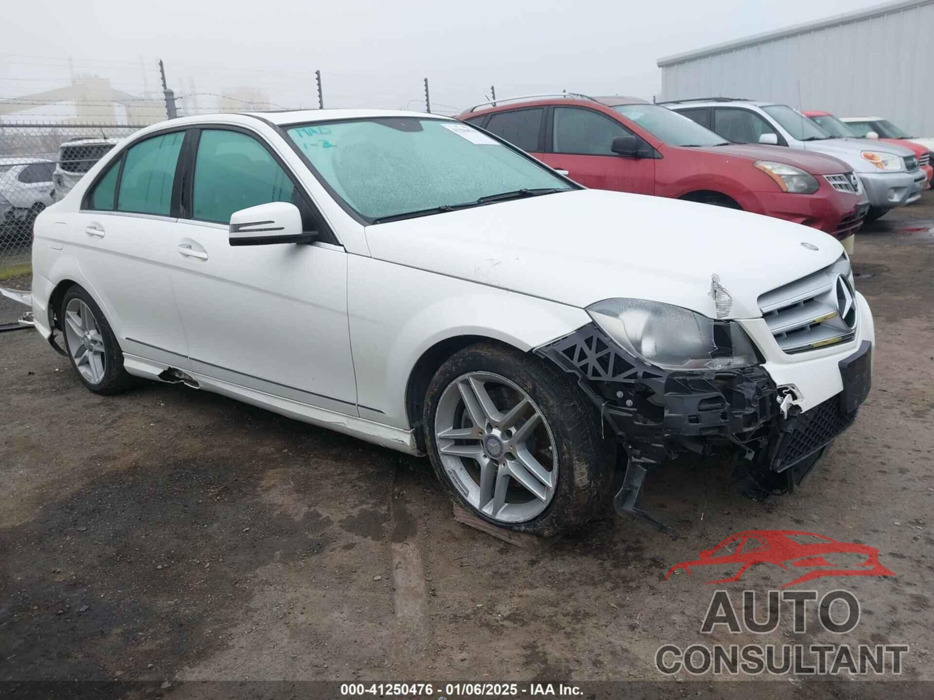 MERCEDES-BENZ C 350 2013 - WDDGF5HB4DR273613