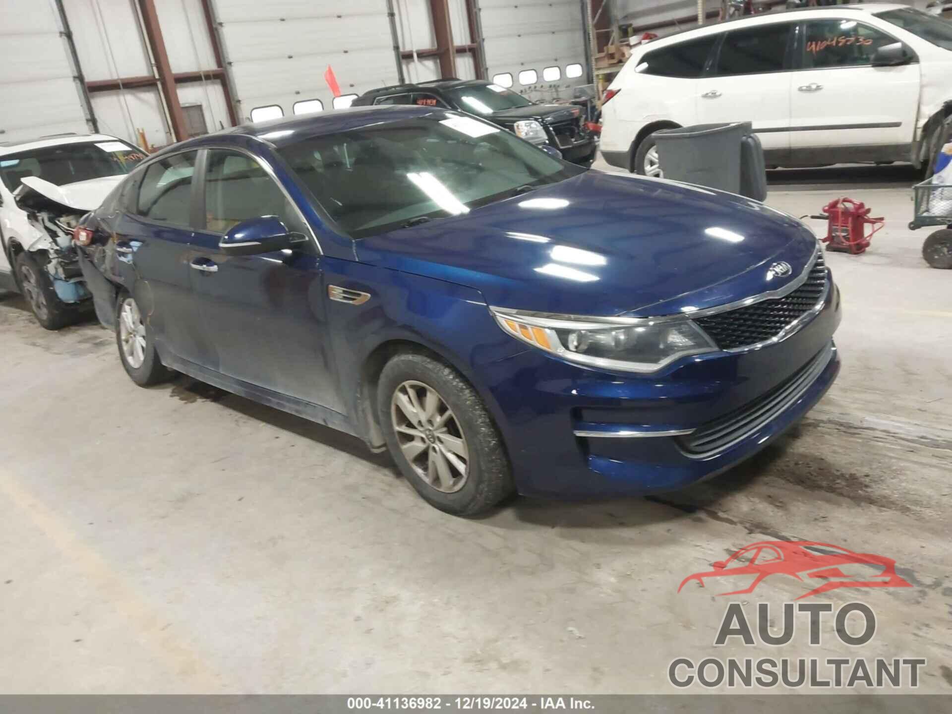 KIA OPTIMA 2017 - 5XXGT4L32HG158546