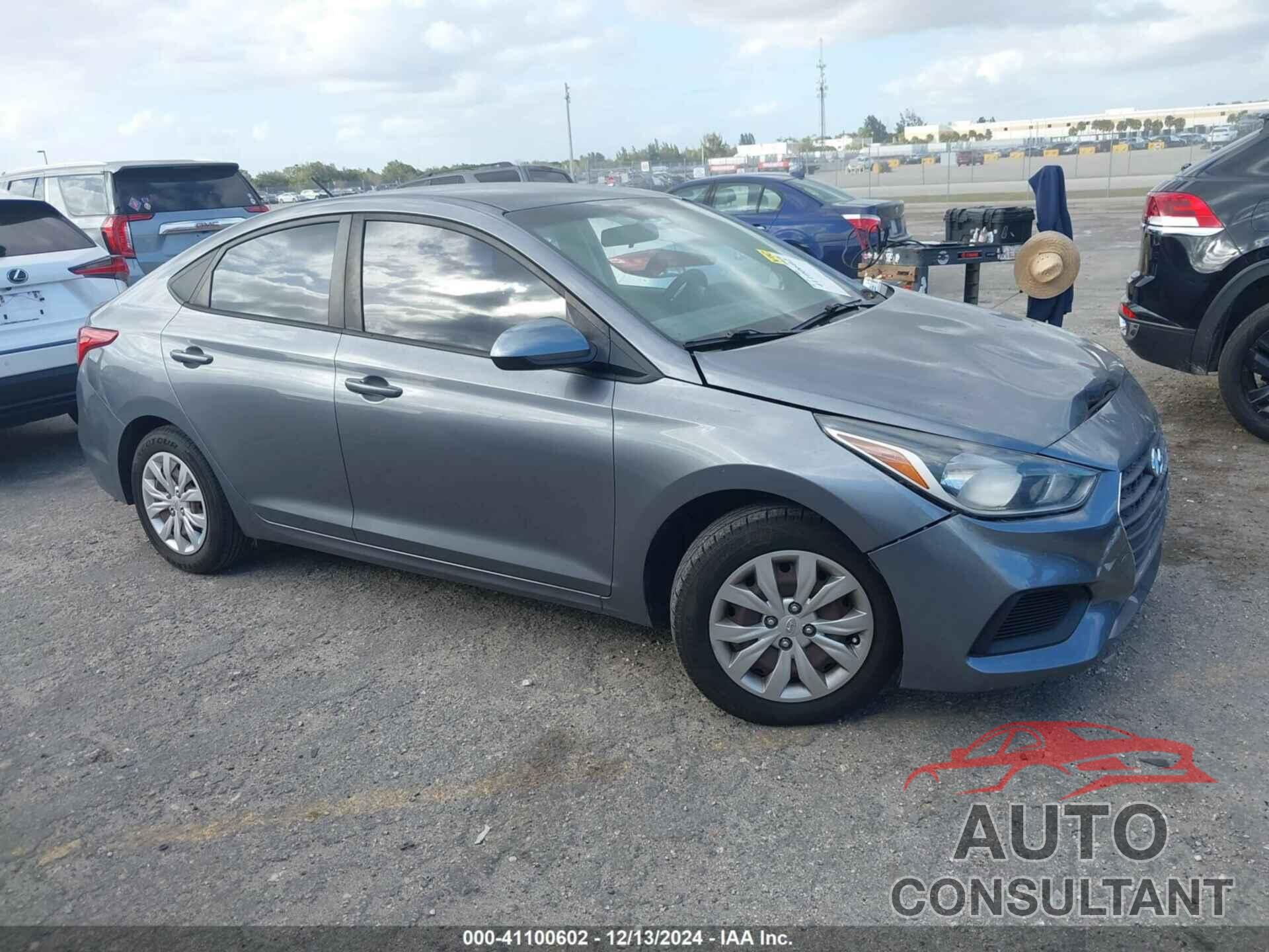 HYUNDAI ACCENT 2018 - 3KPC24A37JE011853