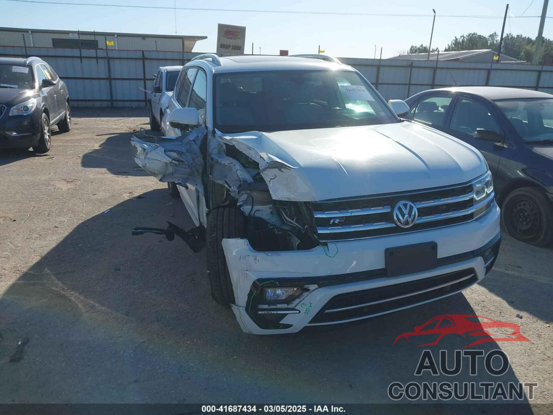 VOLKSWAGEN ATLAS 2018 - 1V2RR2CA1JC566065
