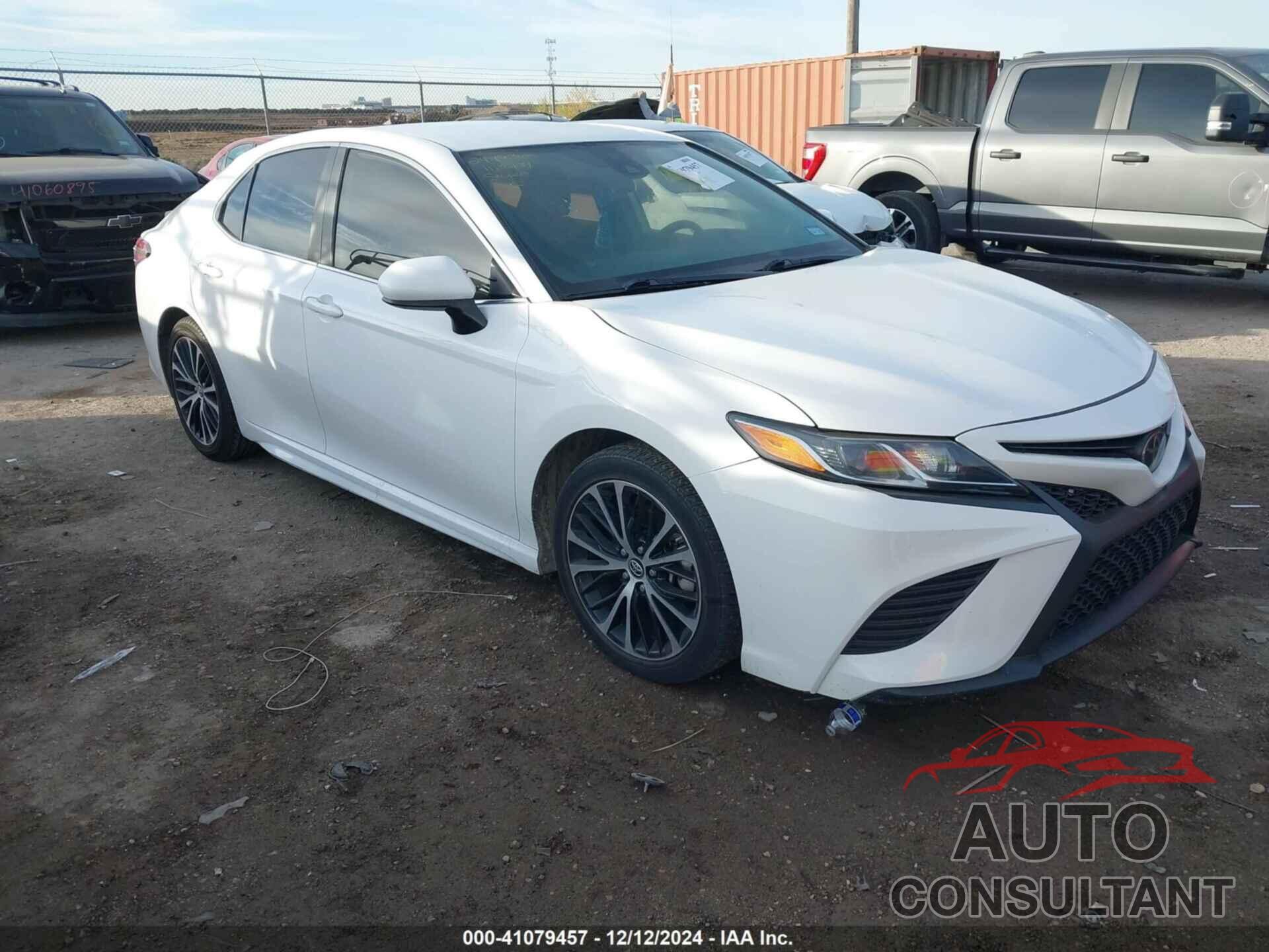 TOYOTA CAMRY 2019 - 4T1B11HK2KU195575