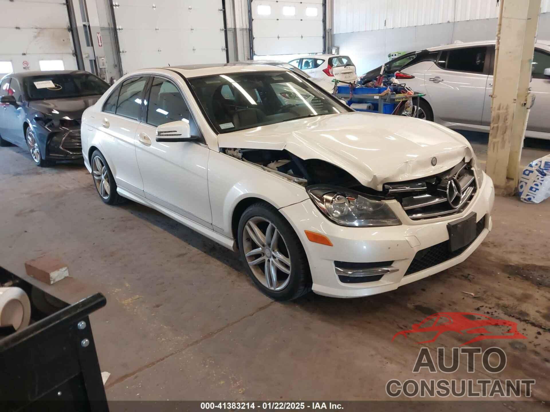 MERCEDES-BENZ C 250 2014 - WDDGF4HB1EA934170