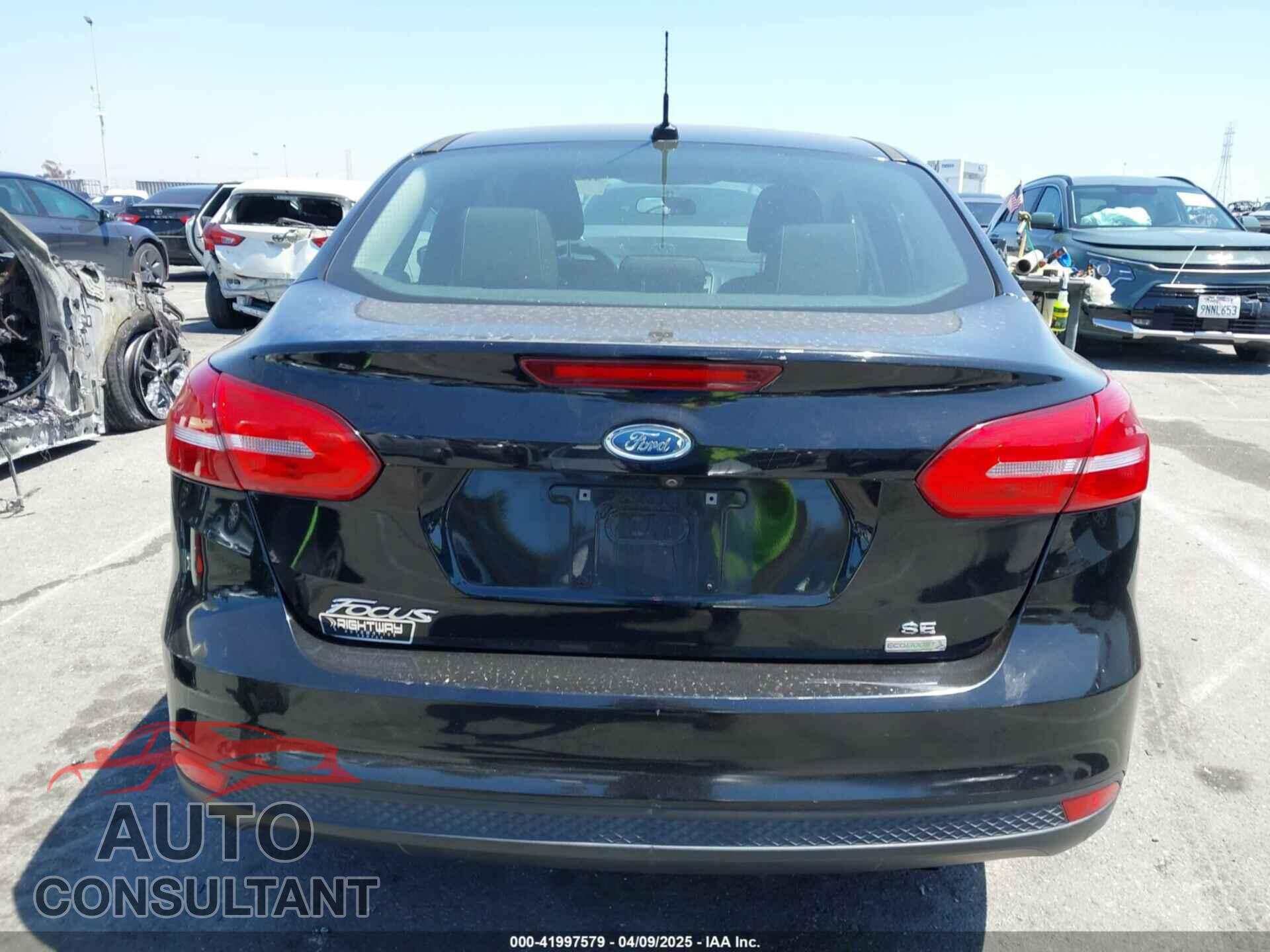 FORD FOCUS 2017 - 1FADP3FE7HL289993