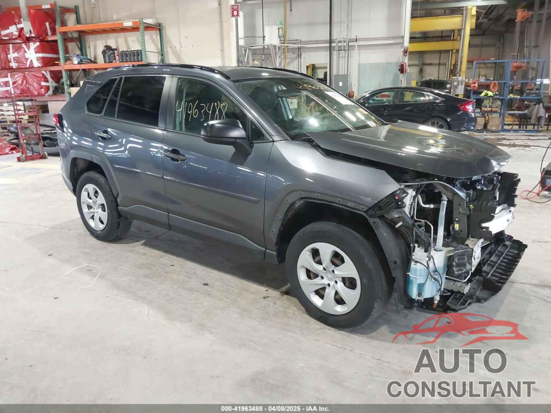 TOYOTA RAV4 2019 - JTMH1RFVXKD036880