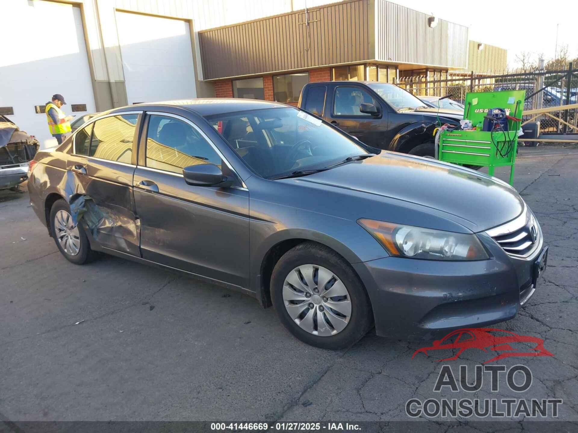 HONDA ACCORD 2012 - 1HGCP2F38CA220251