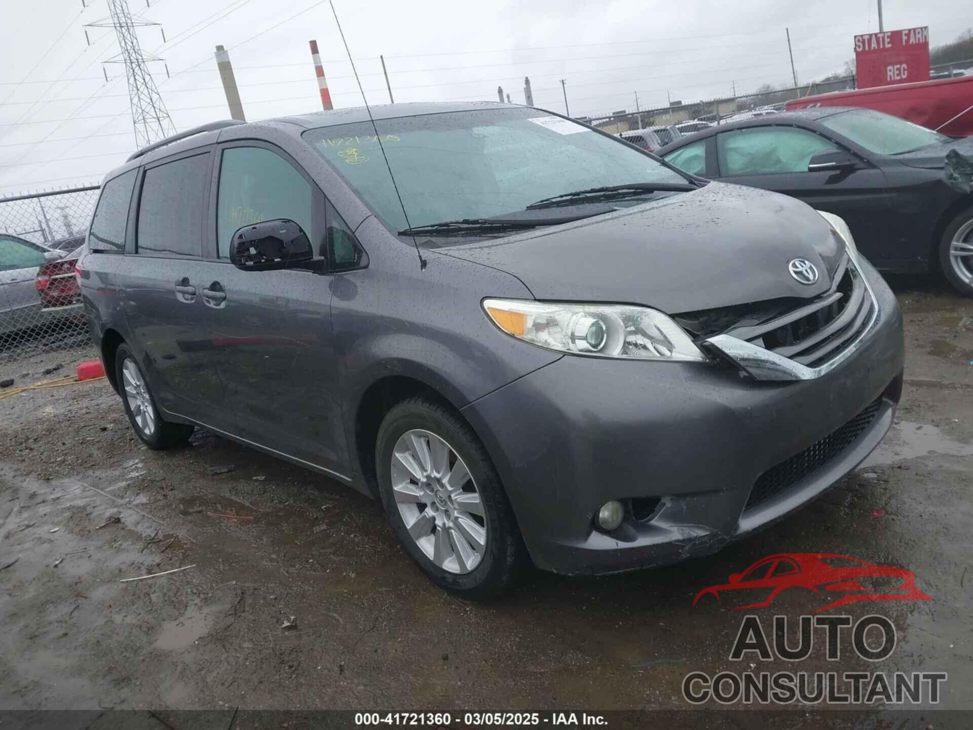 TOYOTA SIENNA 2014 - 5TDDK3DC9ES078444