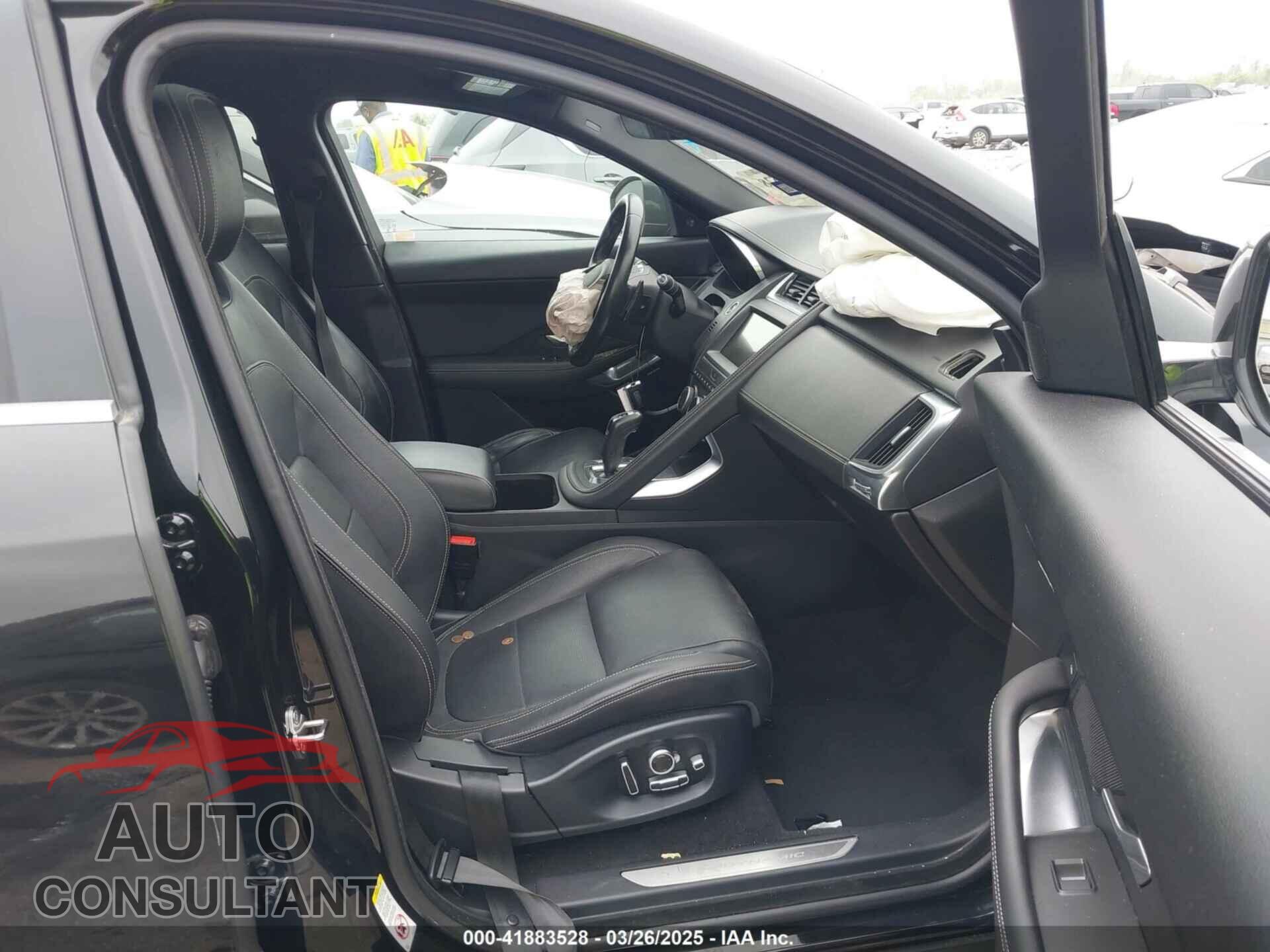 JAGUAR E-PACE 2018 - SADFL2GXXJ1Z31444