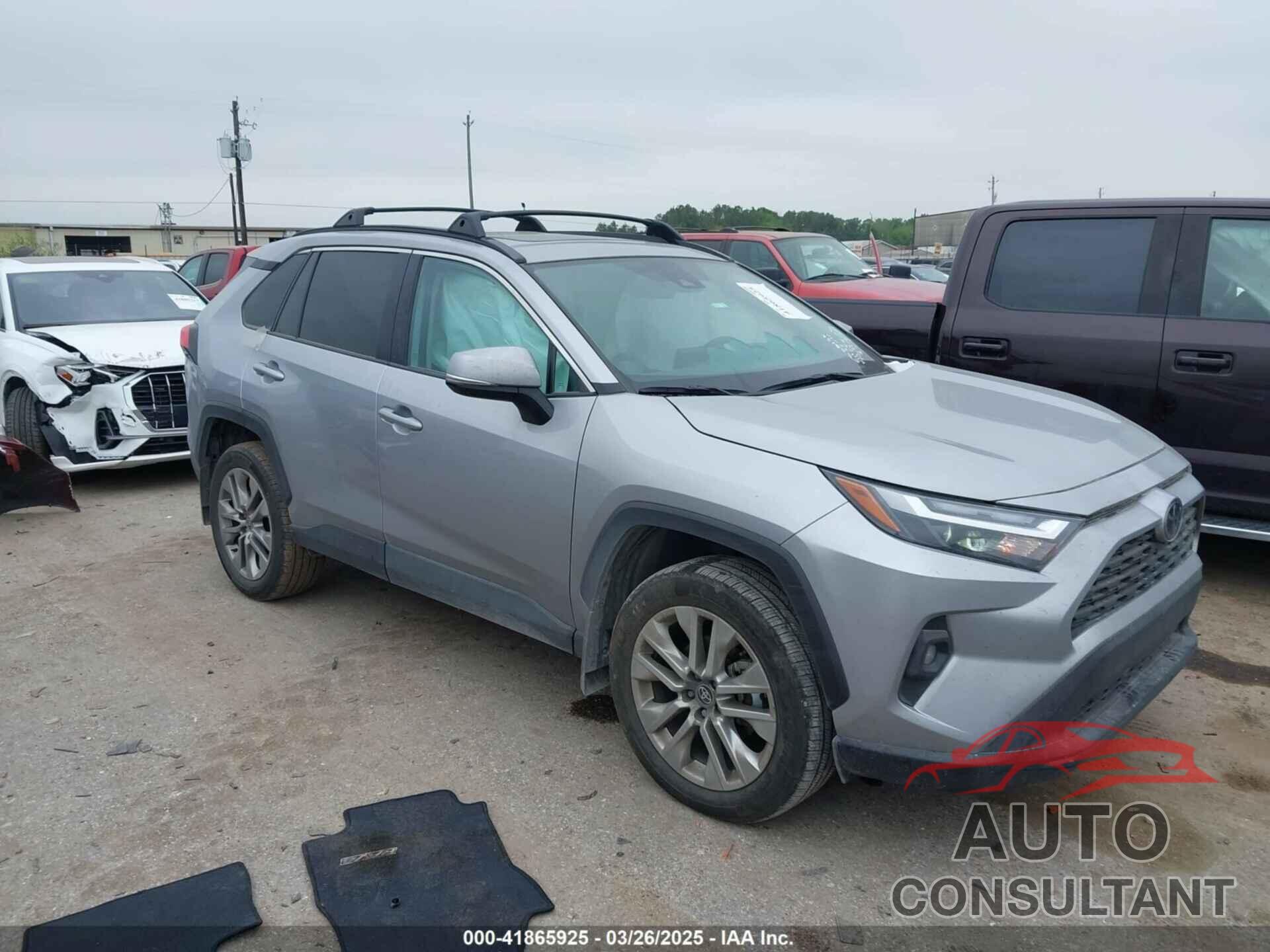 TOYOTA RAV4 2024 - 2T3C1RFV2RC263246