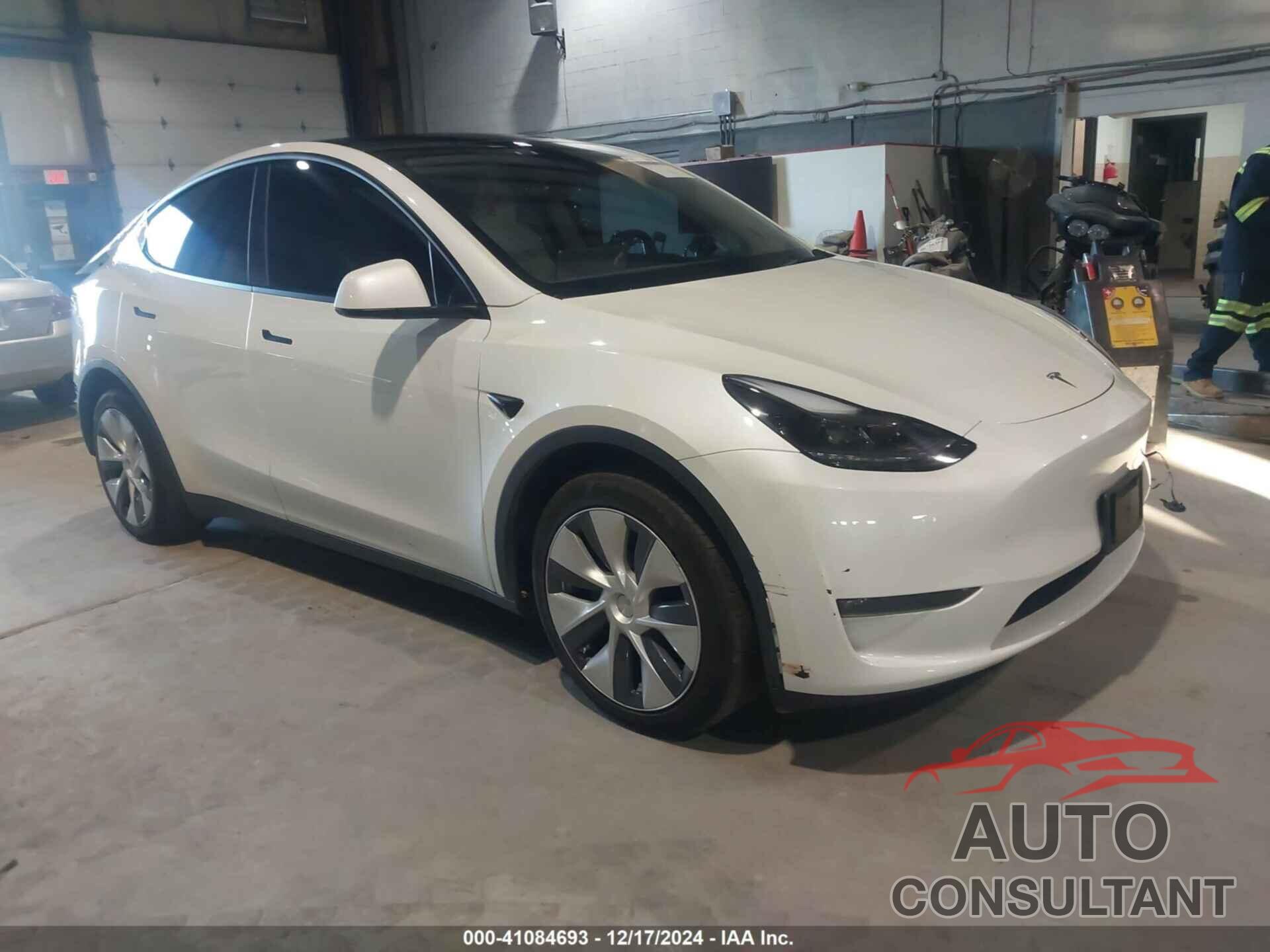 TESLA MODEL Y 2023 - 7SAYGDEEXPF921229