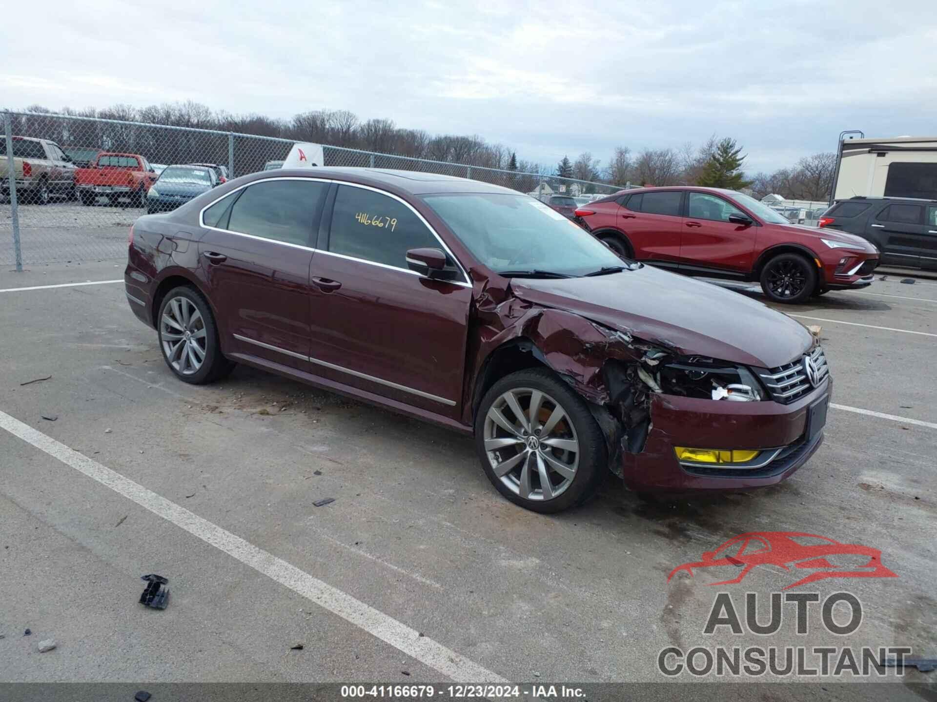 VOLKSWAGEN PASSAT 2013 - 1VWCN7A35DC112472