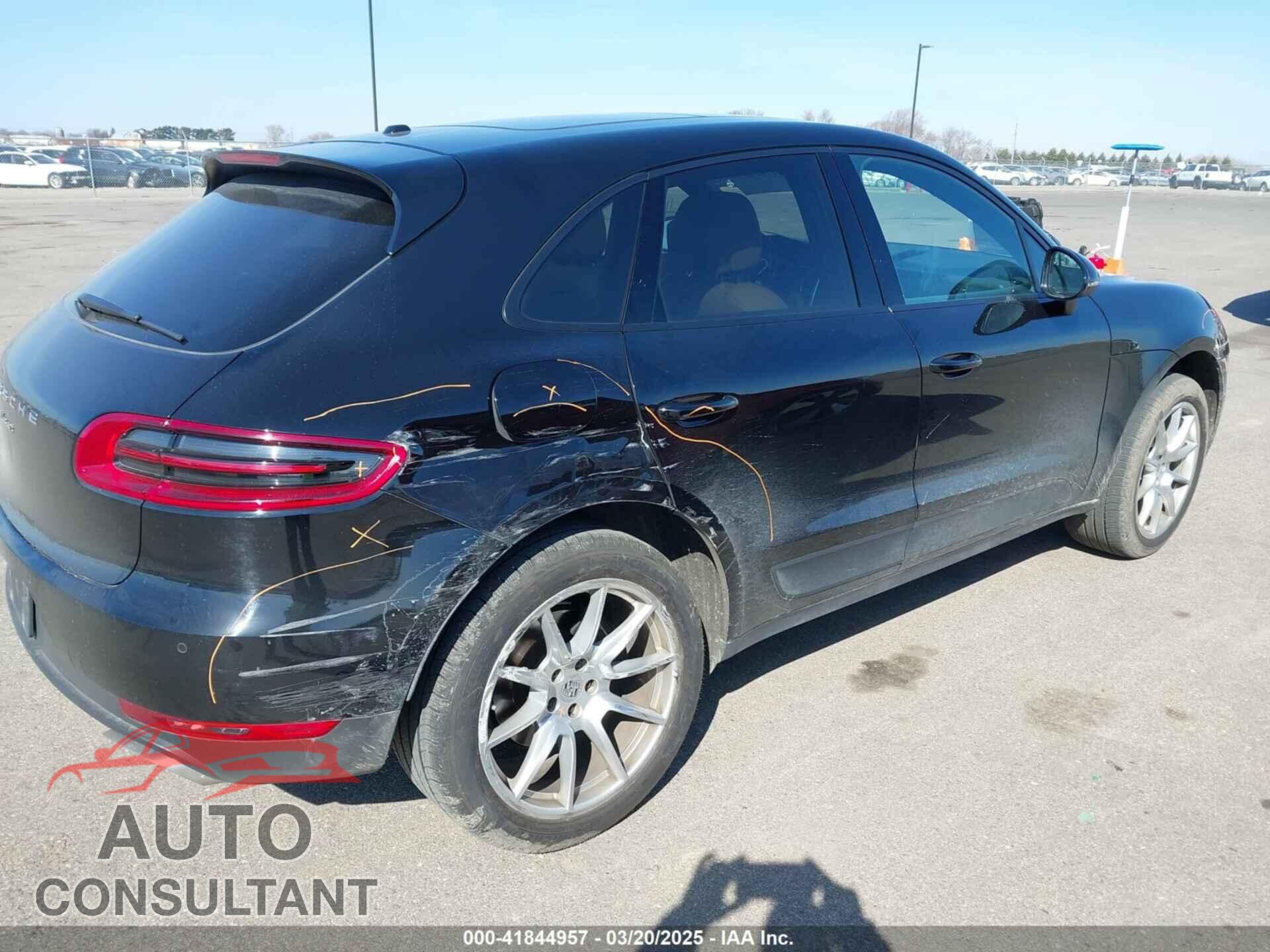 PORSCHE MACAN 2017 - WP1AA2A59HLB05748