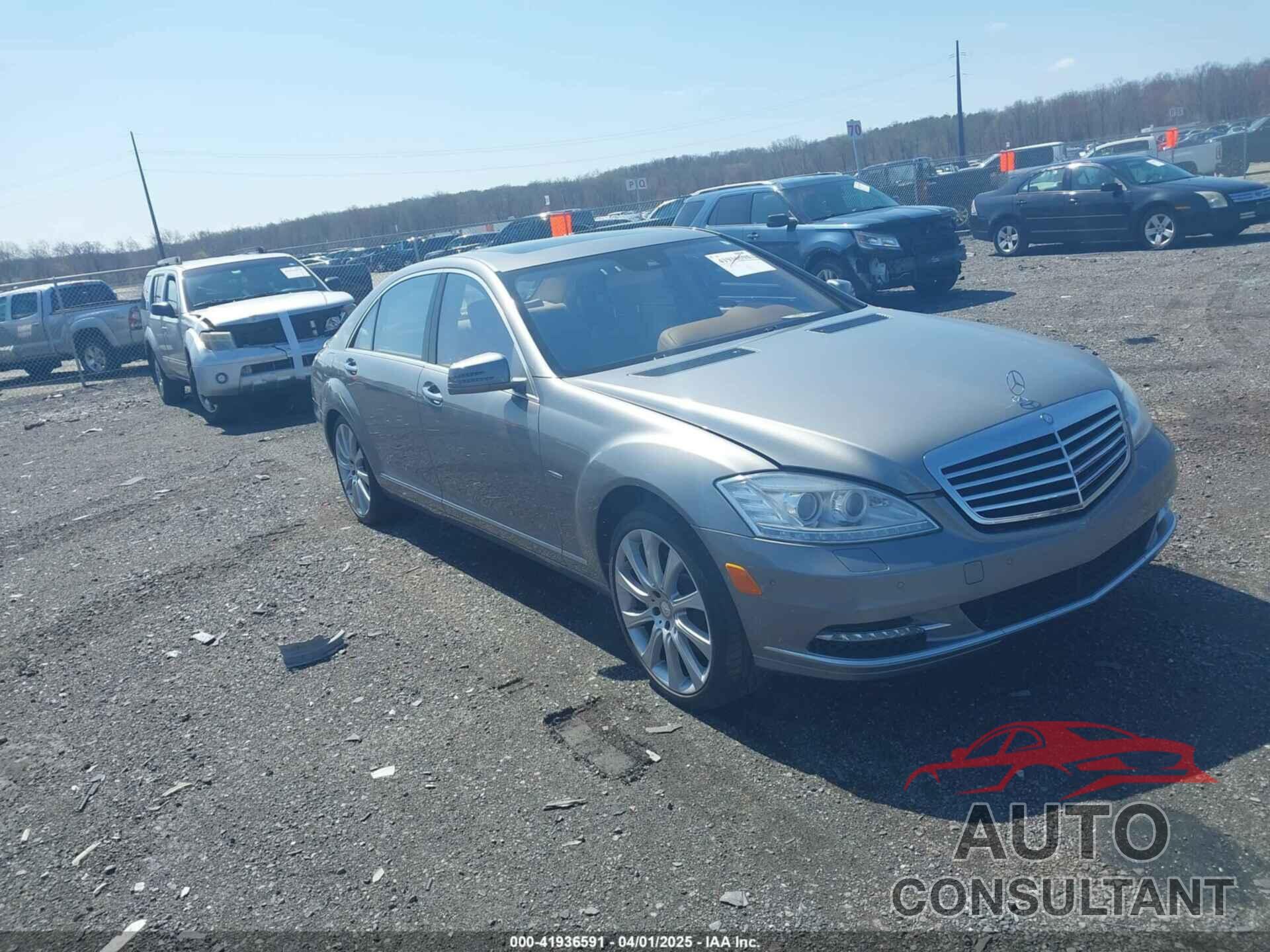 MERCEDES-BENZ S 550 2012 - WDDNG9EB8CA477487