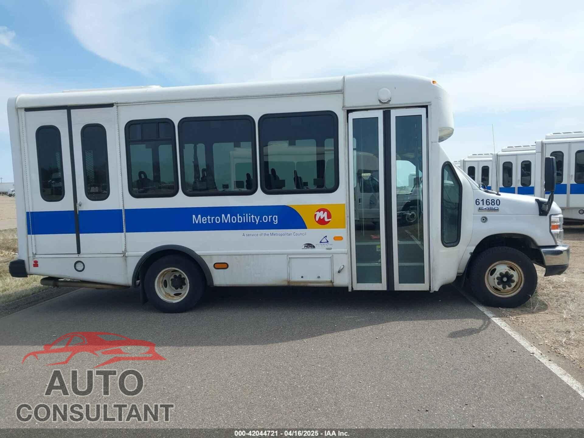 FORD E-450 CUTAWAY 2019 - 1FDFE4FS9KDC32041