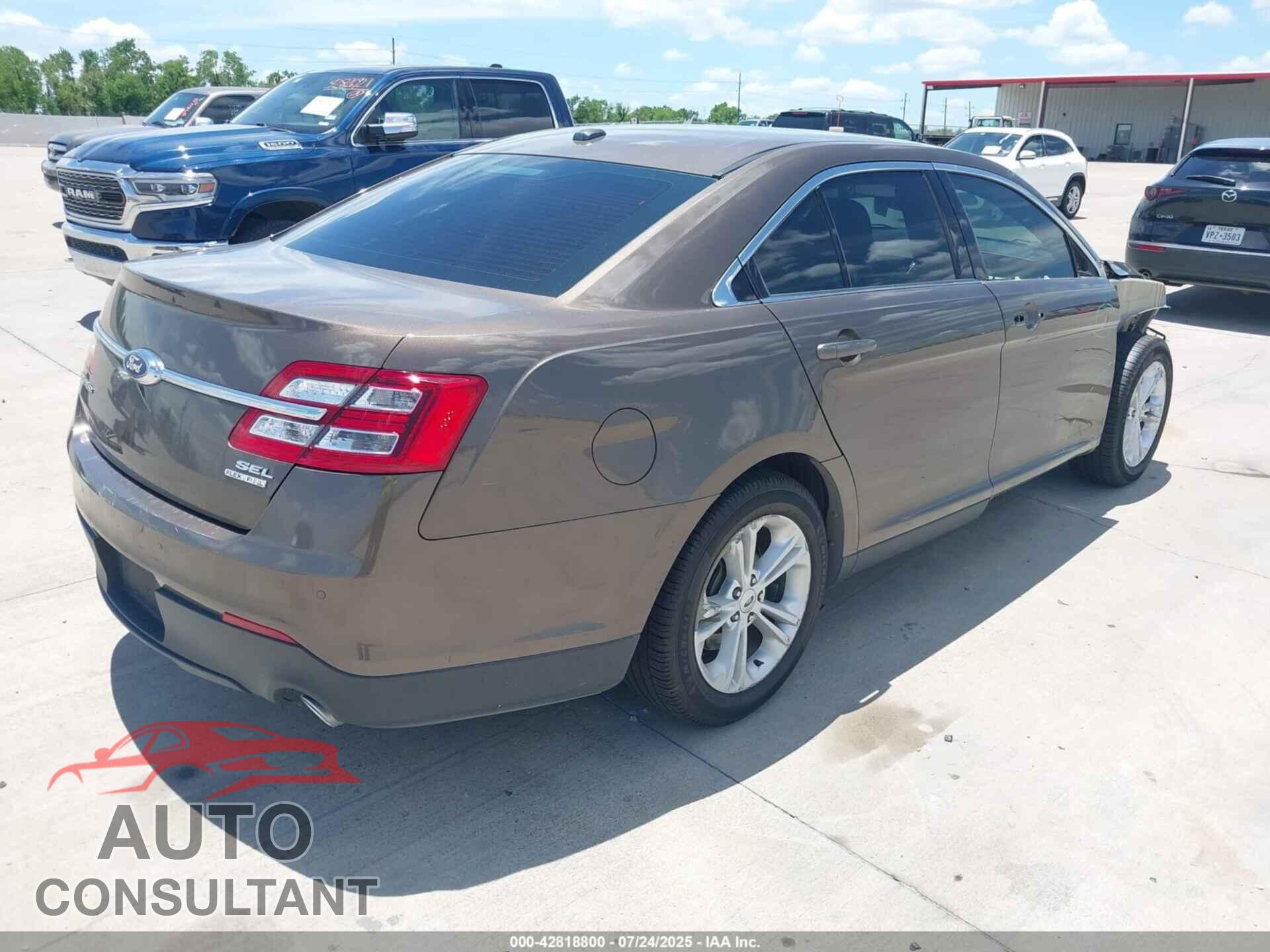 FORD TAURUS 2016 - 1FAHP2E80GG121935