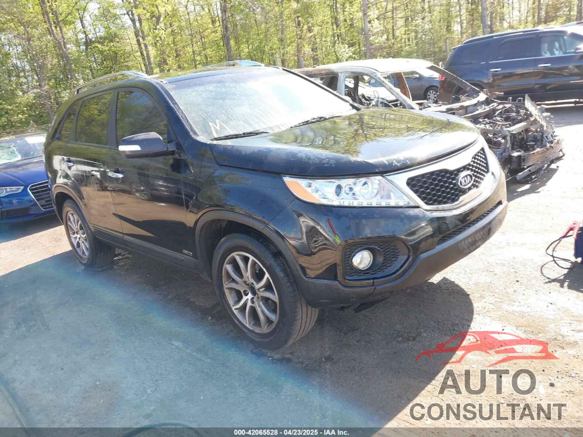 KIA SORENTO 2011 - 5XYKUDA23BG117797