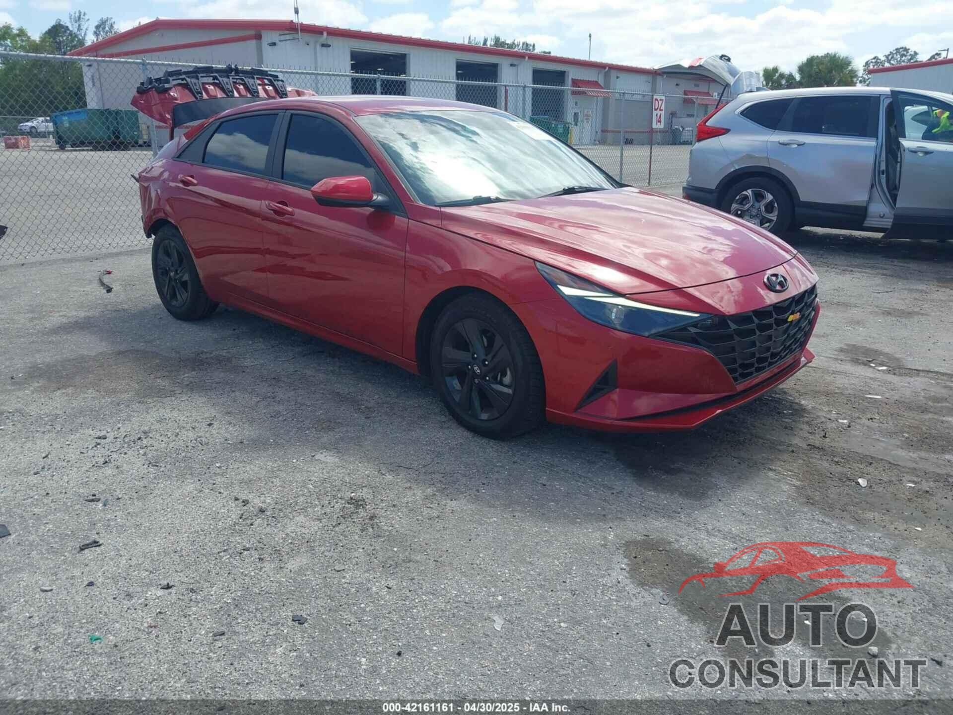HYUNDAI ELANTRA 2023 - KMHLM4AGXPU471172