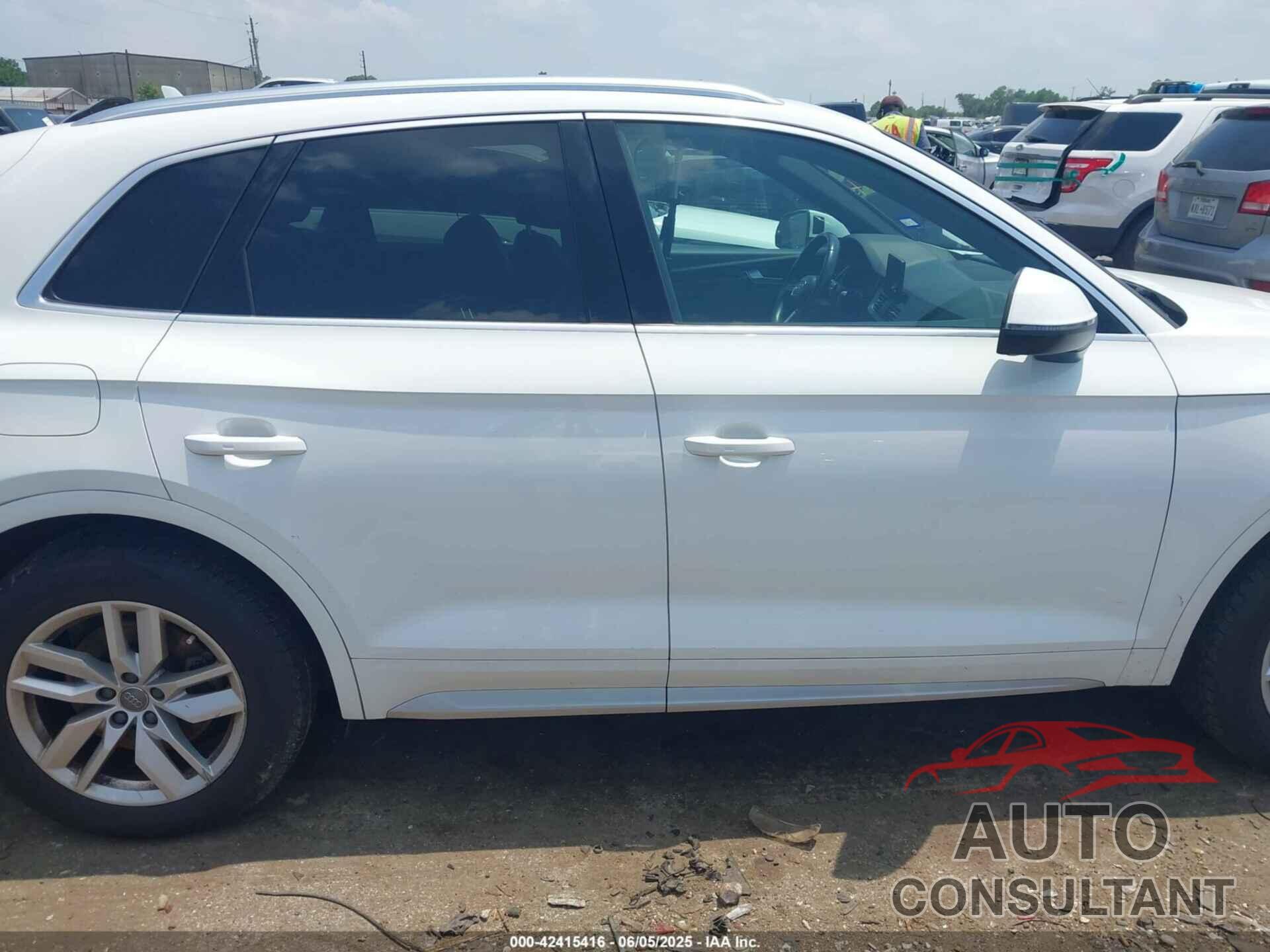 AUDI Q5 2020 - WA1ANAFY7L2024596