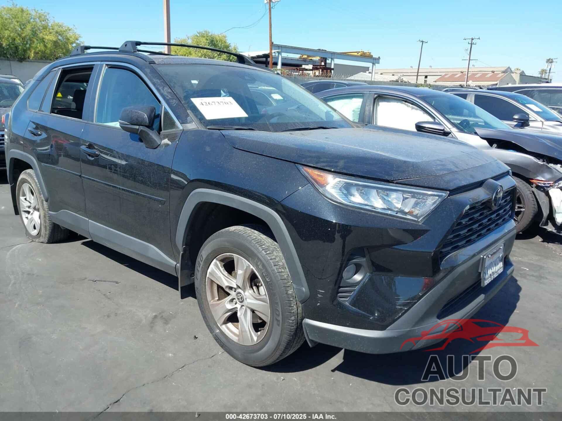 TOYOTA RAV4 2021 - 2T3W1RFV5MC152552