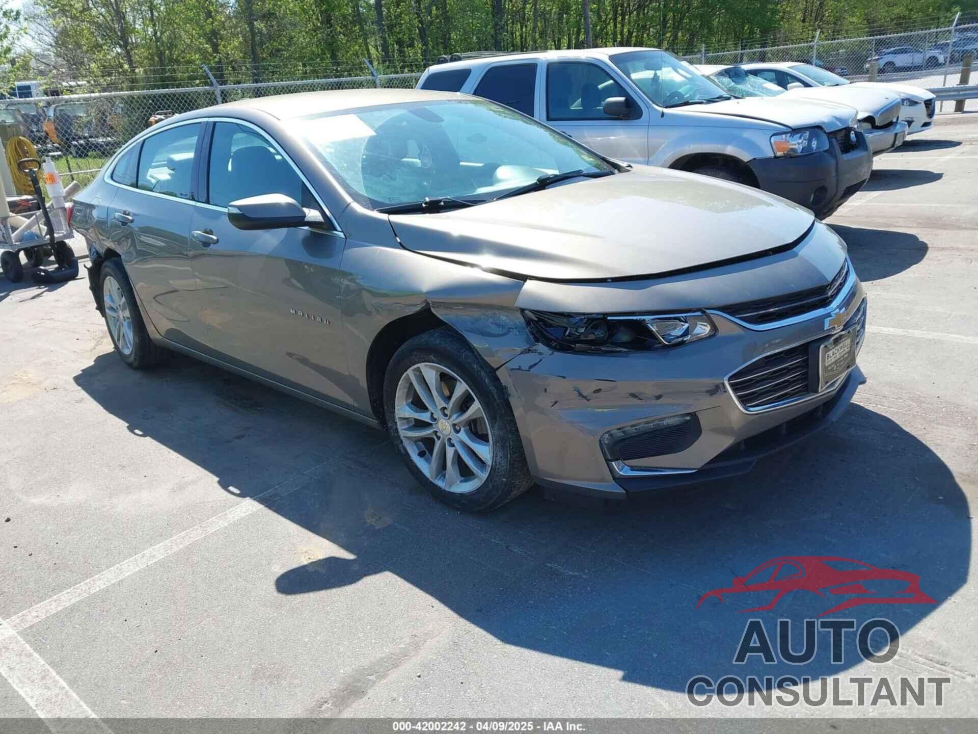 CHEVROLET MALIBU 2017 - 1G1ZE5ST6HF193060