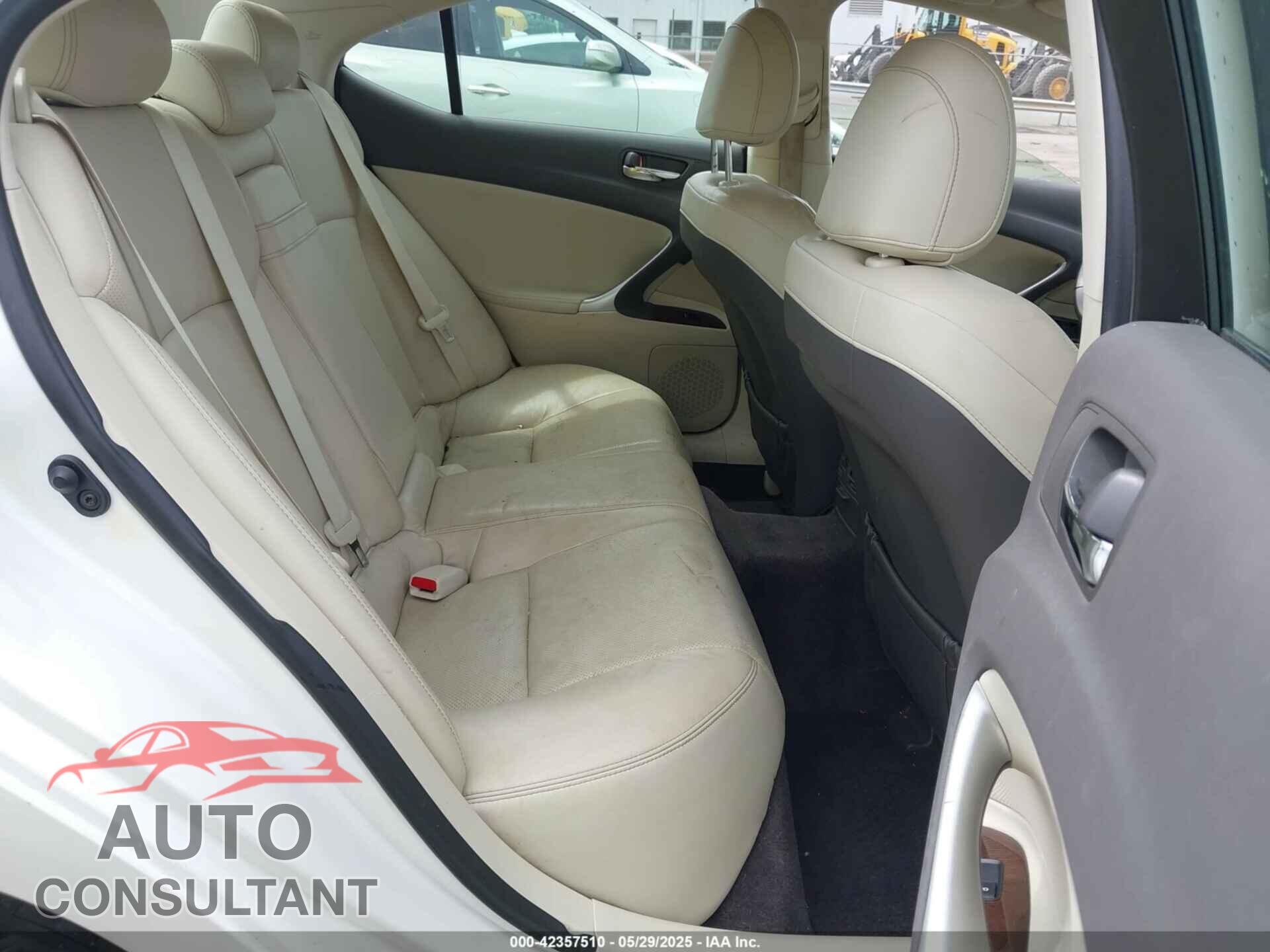 LEXUS IS 350 2011 - JTHBE5C25B5027770
