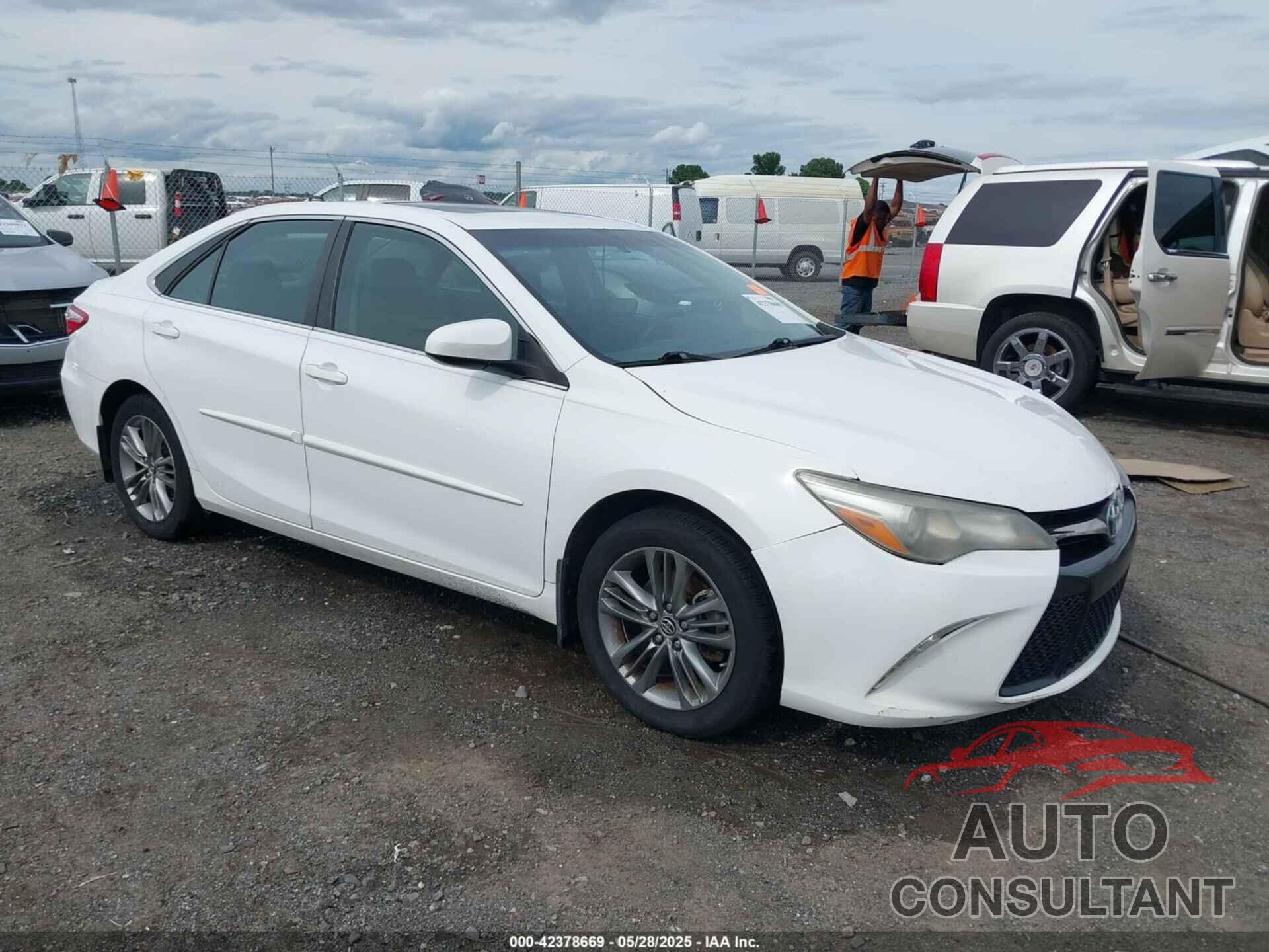 TOYOTA CAMRY 2016 - 4T1BF1FK5GU163599