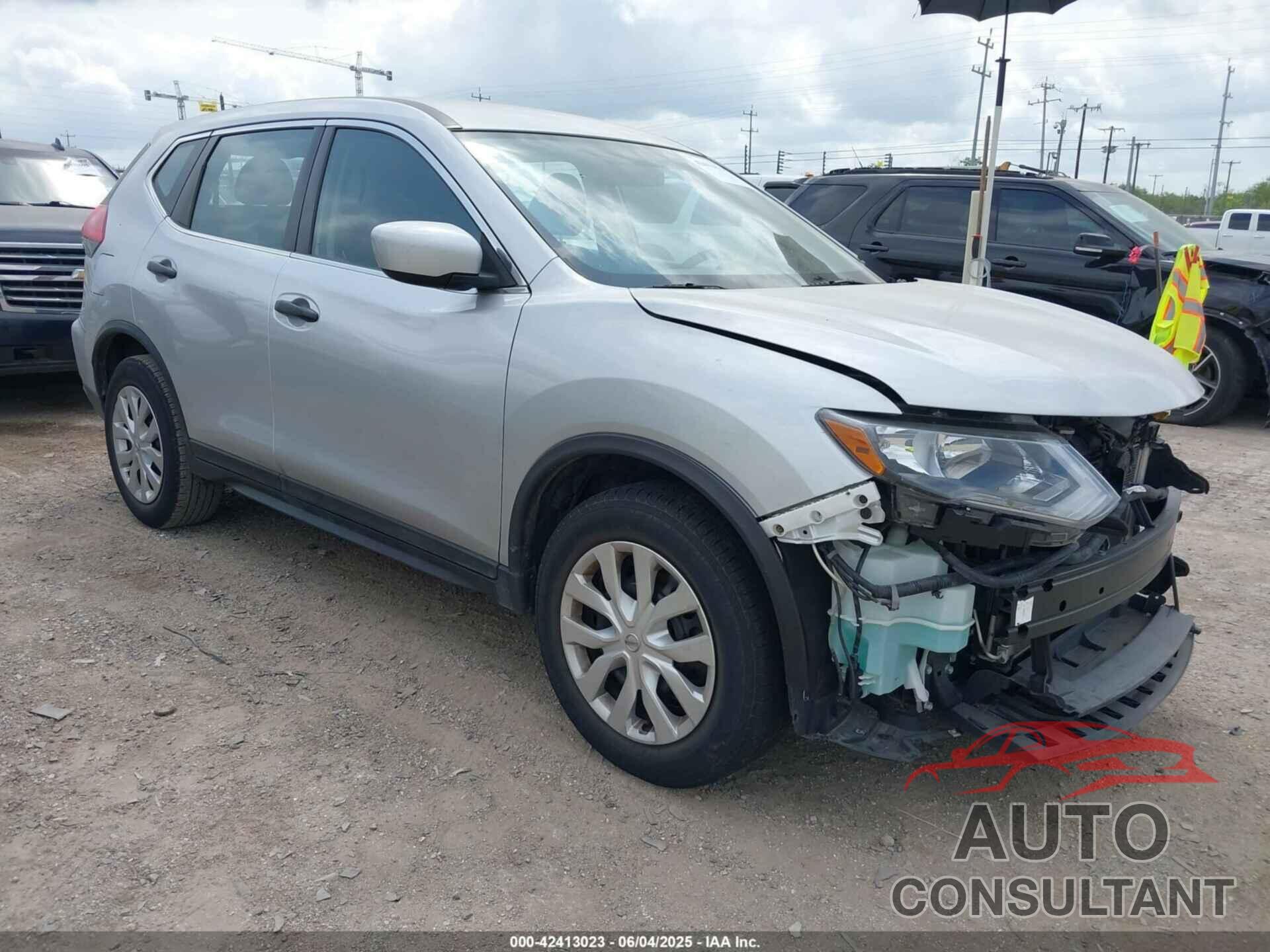 NISSAN ROGUE 2017 - KNMAT2MTXHP552538
