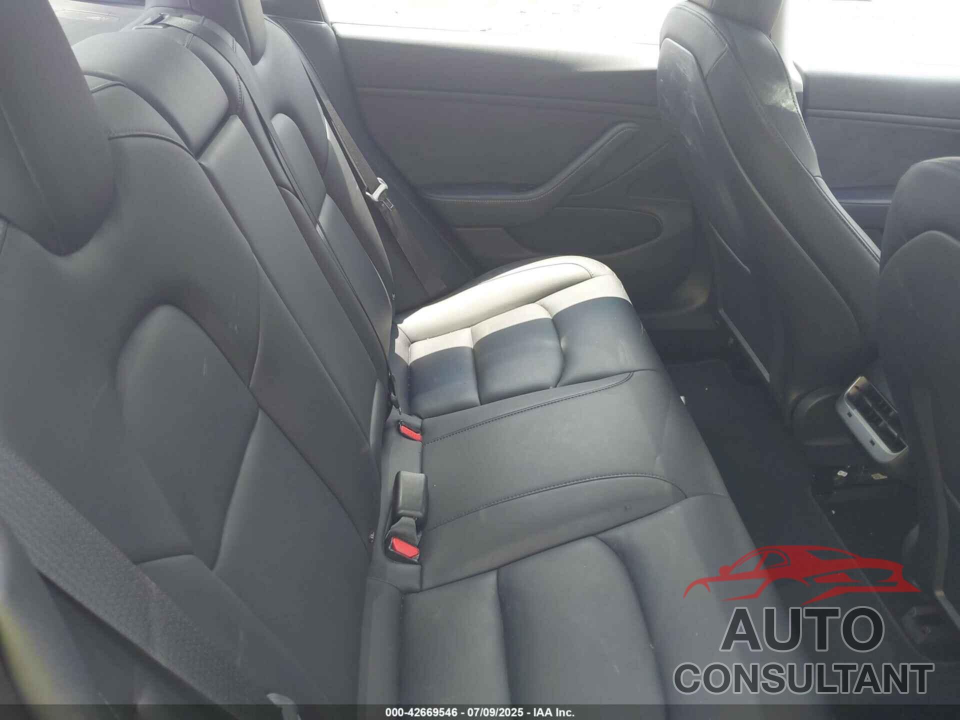 TESLA MODEL 3 2018 - 5YJ3E1EB2JF133392