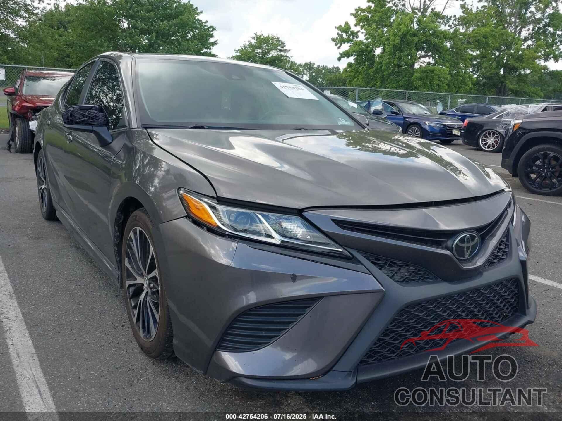 TOYOTA CAMRY 2019 - 4T1B11HK5KU267062
