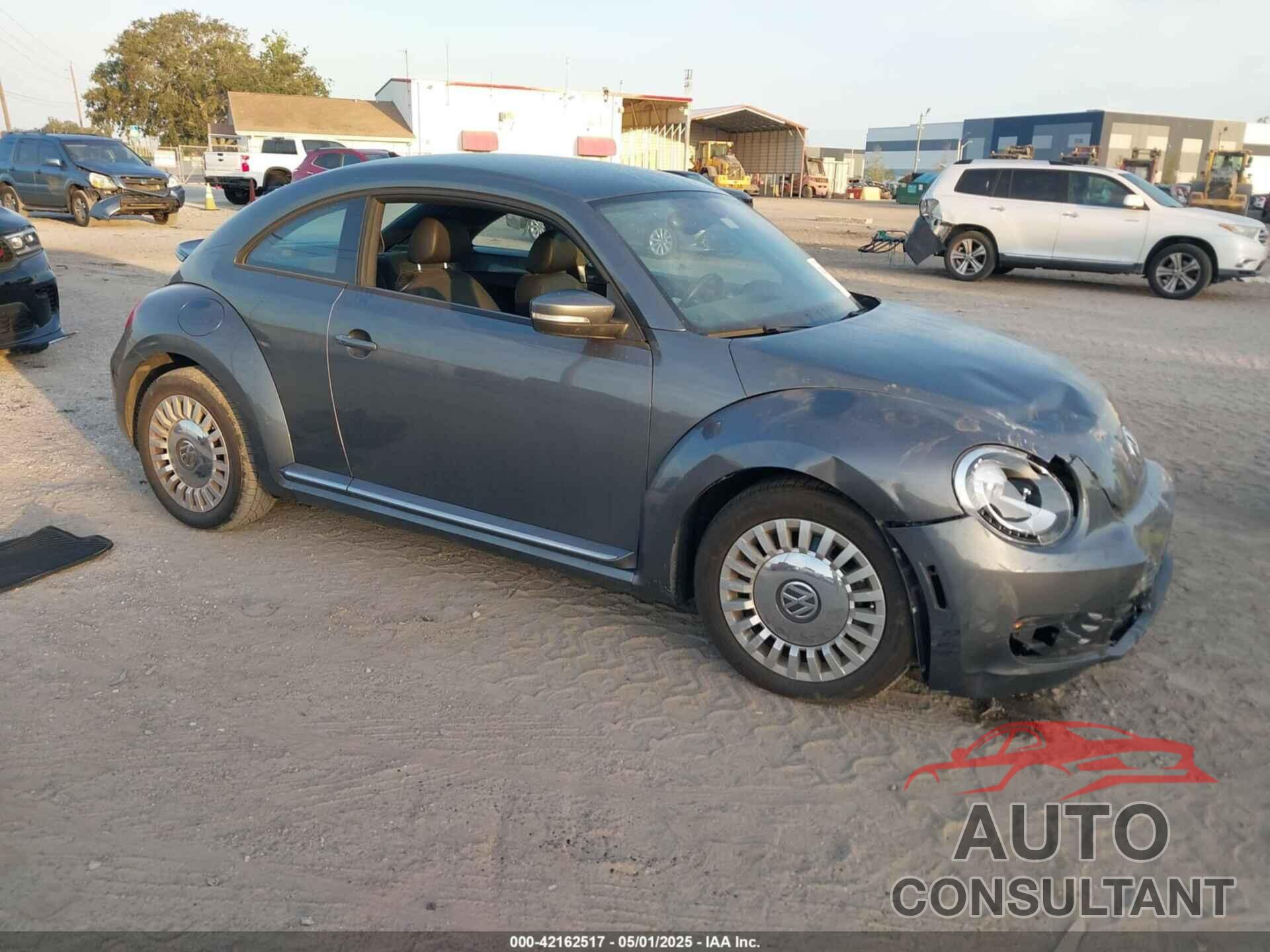 VOLKSWAGEN BEETLE 2016 - 3VWJ07AT6GM628008