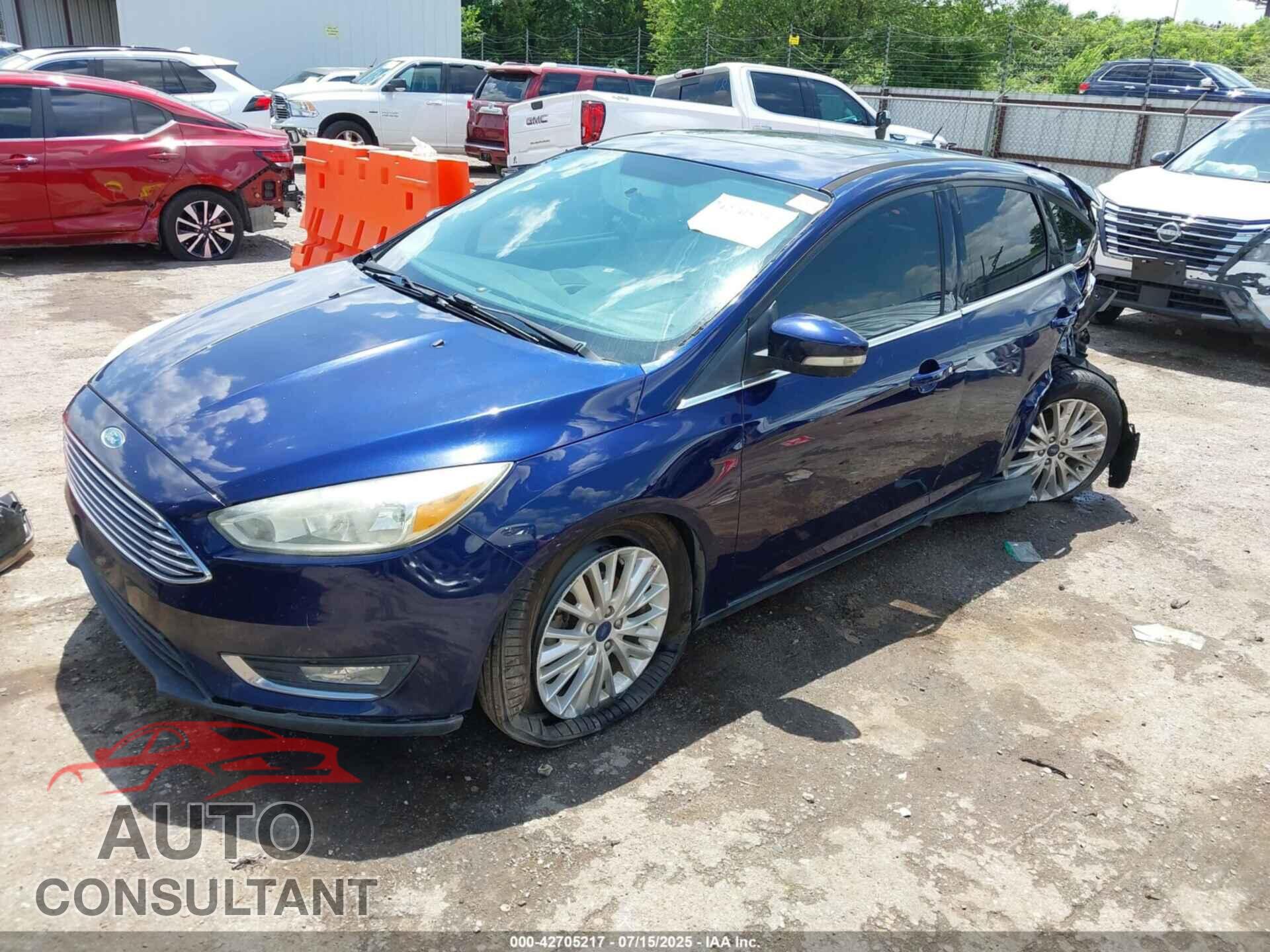 FORD FOCUS 2017 - 1FADP3N25HL206522