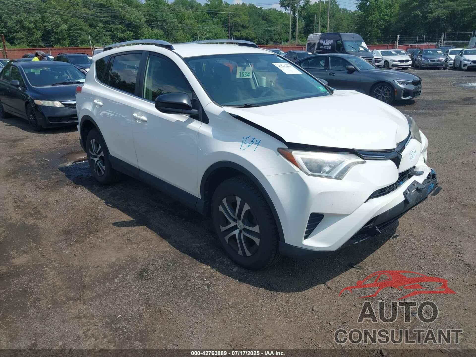 TOYOTA RAV4 2016 - JTMBFREV0GJ060476