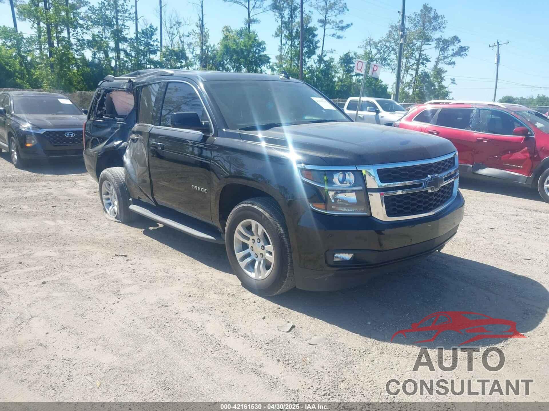 CHEVROLET TAHOE 2017 - 1GNSCBKC8HR304002