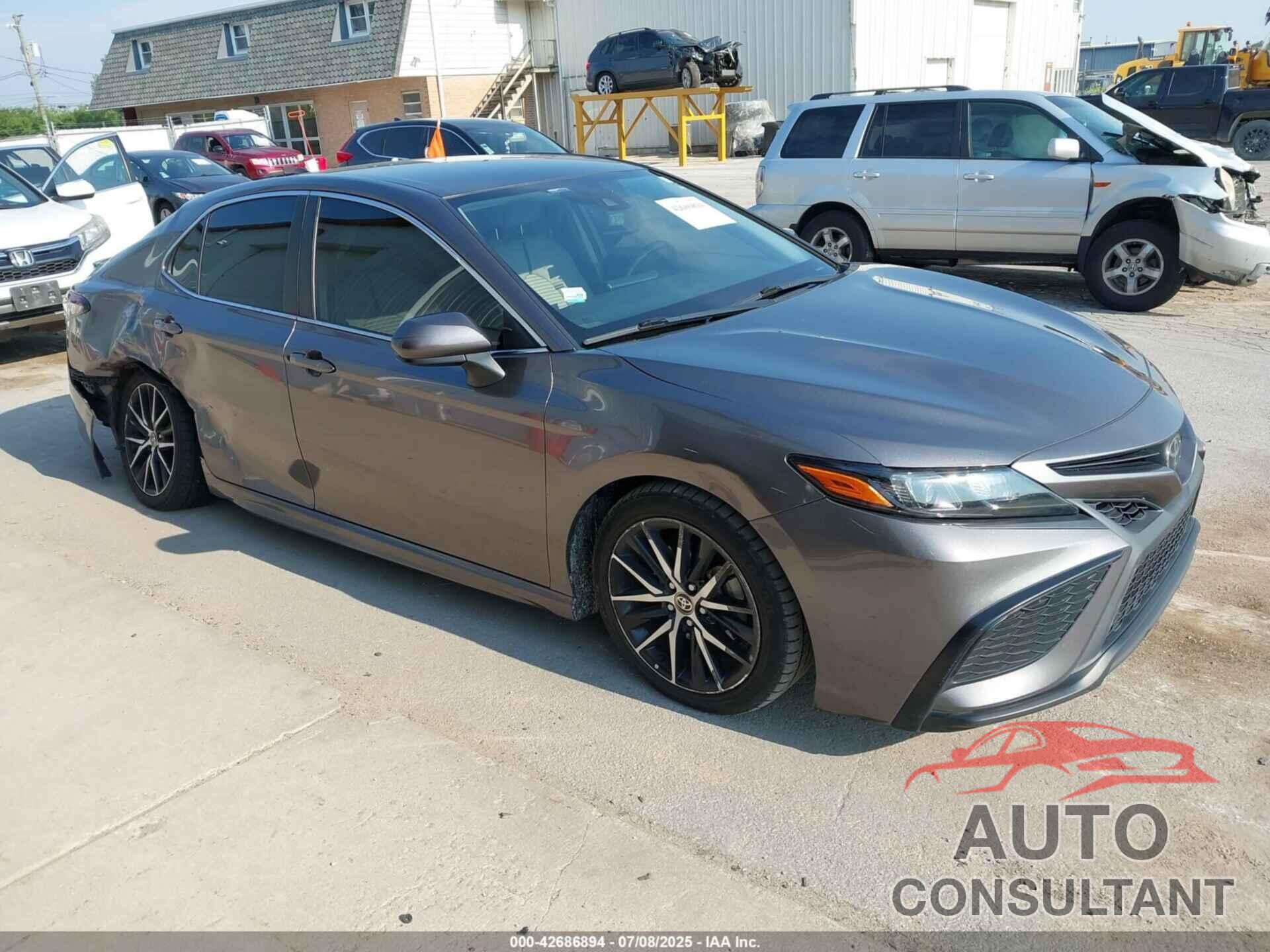 TOYOTA CAMRY 2021 - 4T1G11BK6MU029724