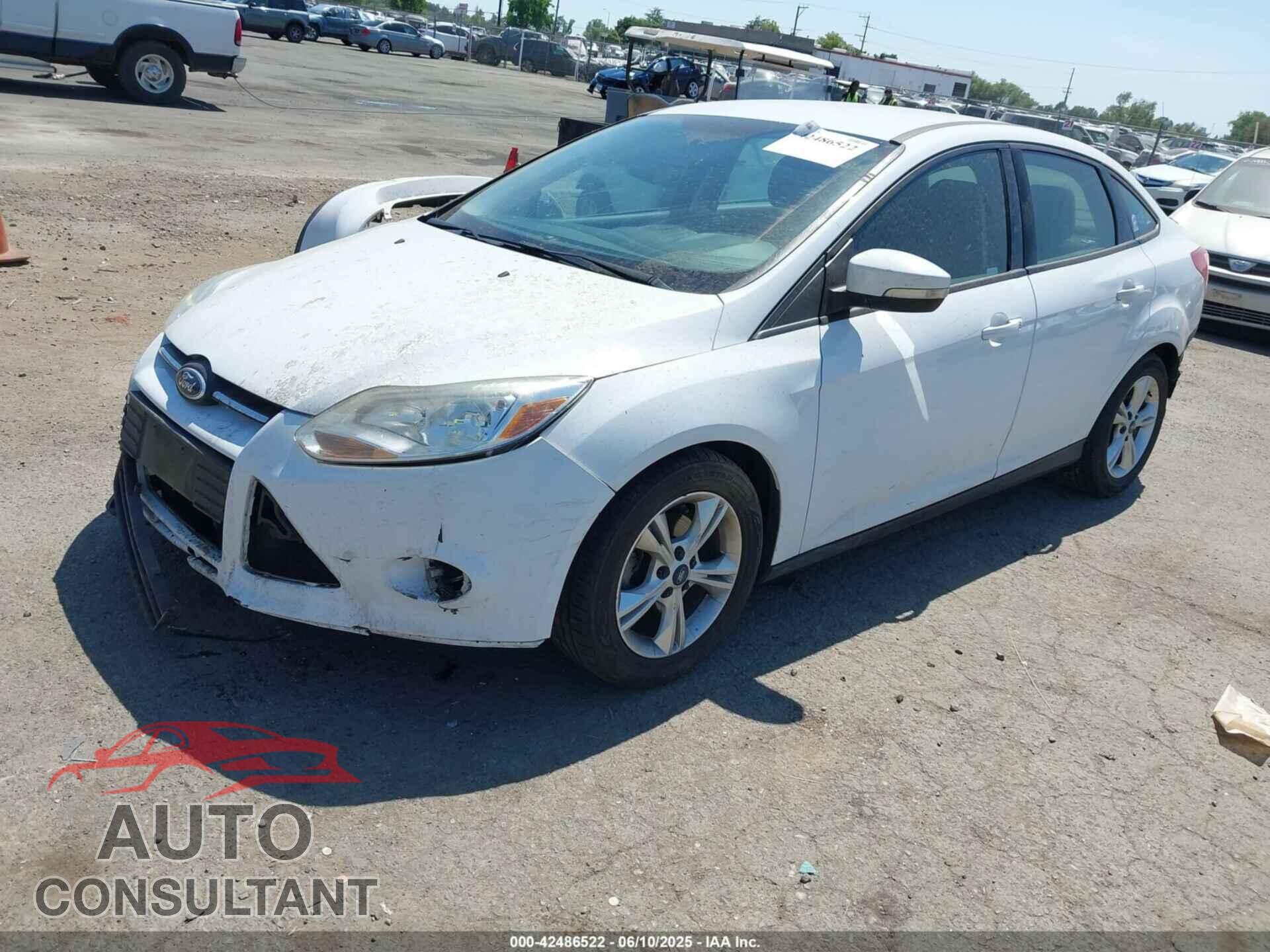FORD FOCUS 2014 - 1FADP3F21EL211193