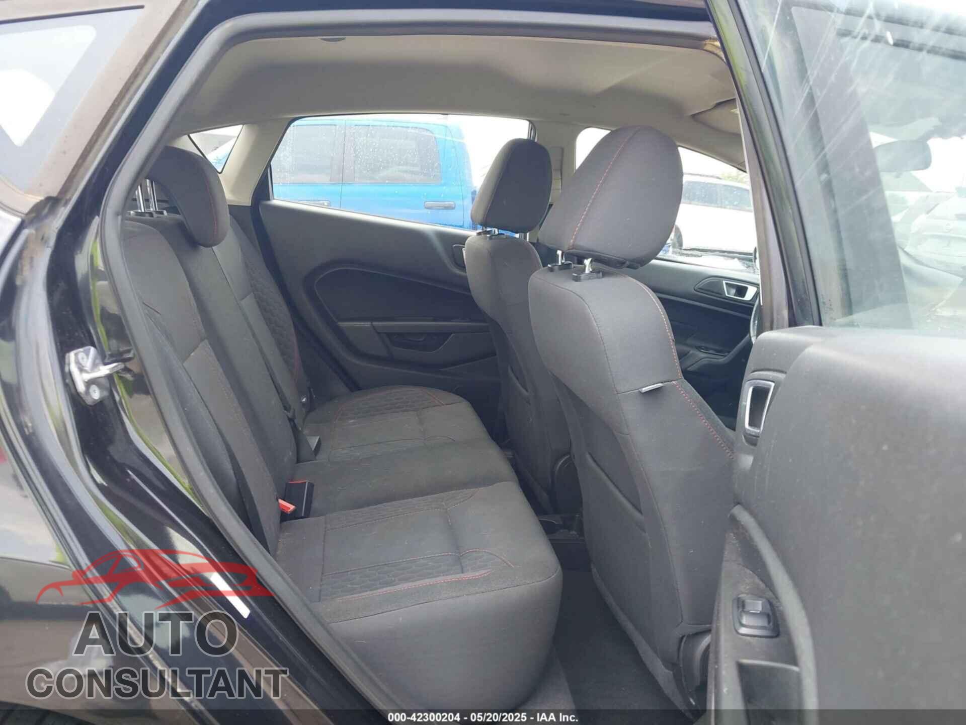 FORD FIESTA 2015 - 3FADP4EJ9FM224434