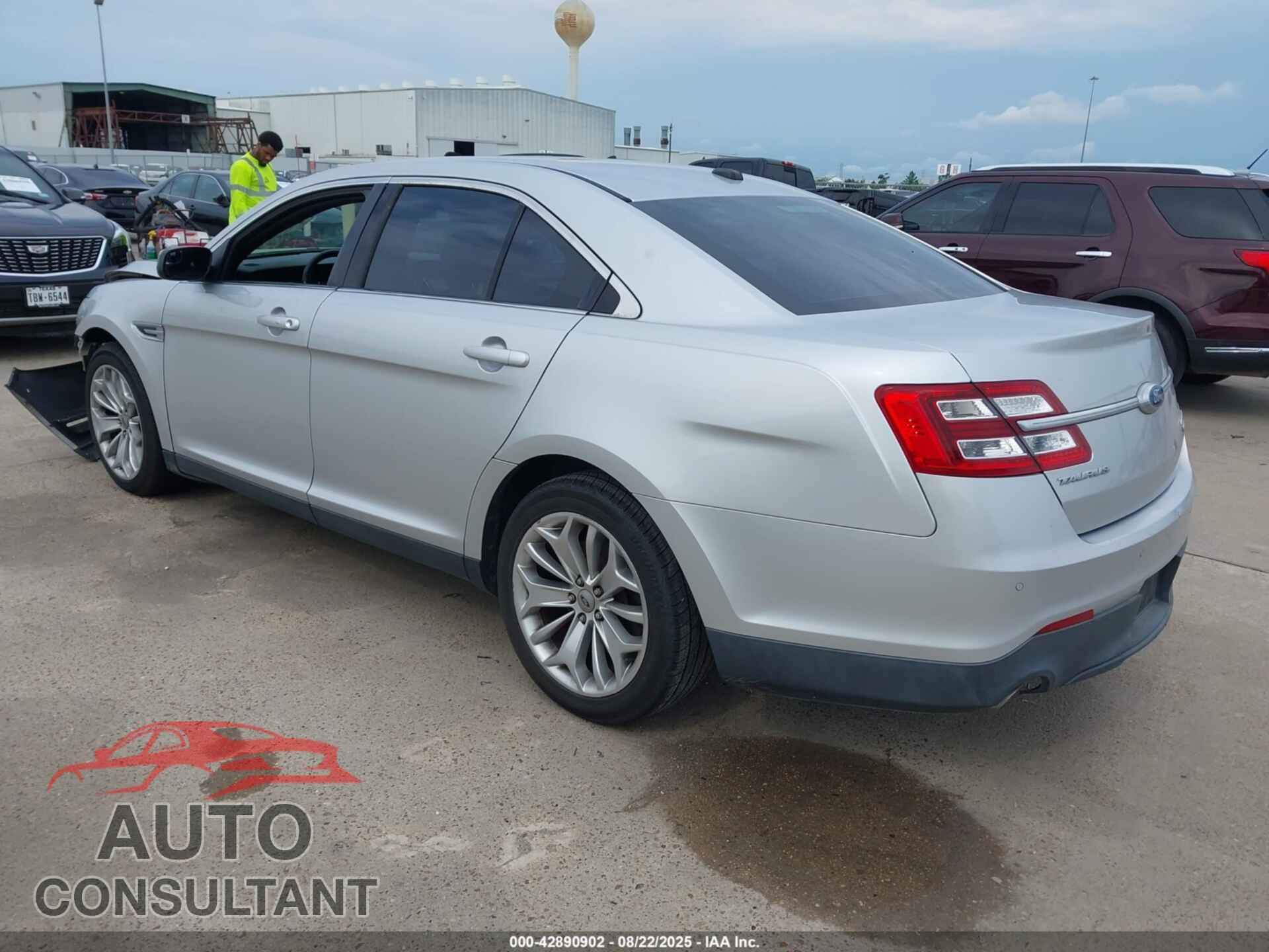 FORD TAURUS 2013 - 1FAHP2F84DG200034