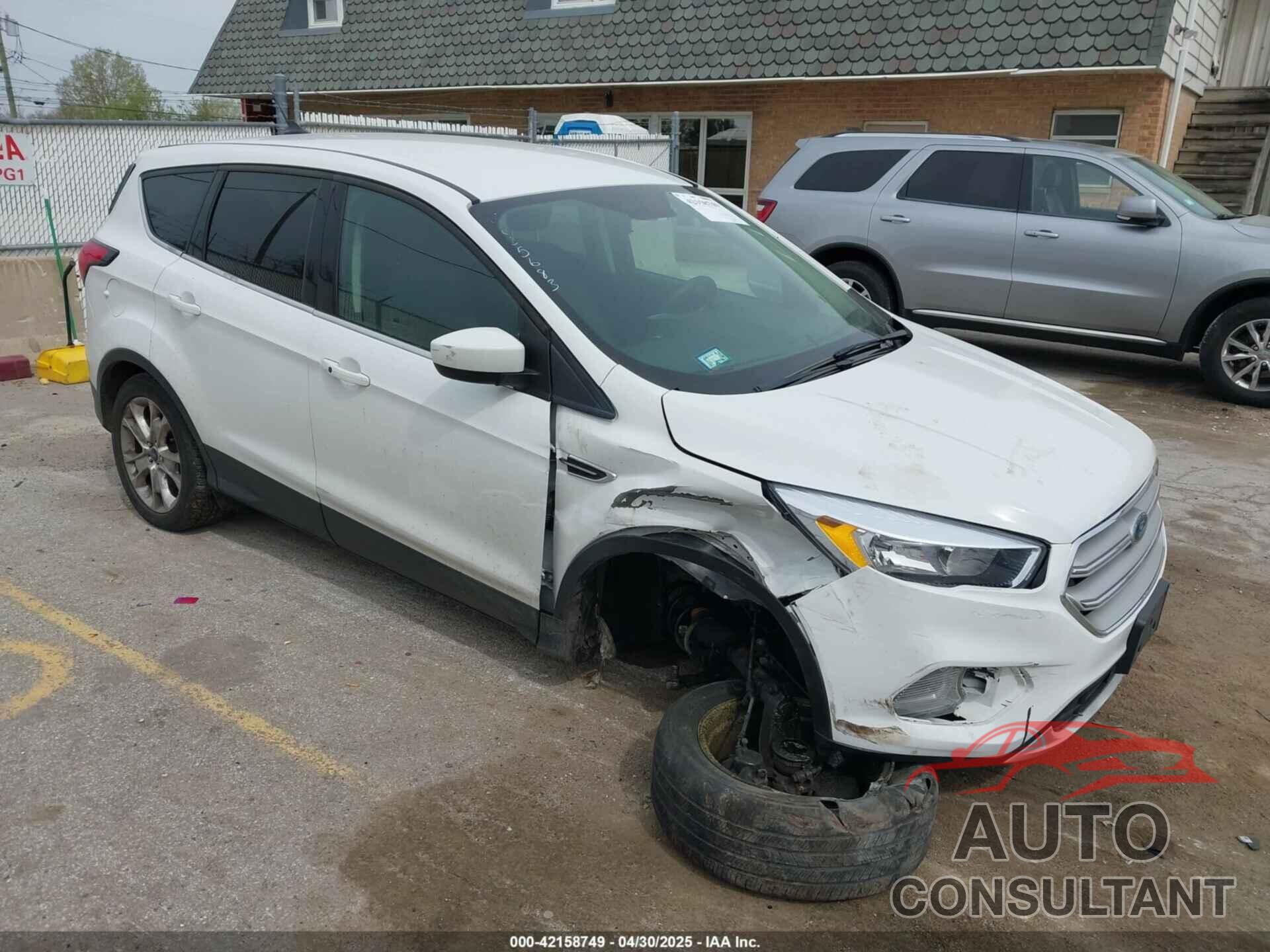 FORD ESCAPE 2019 - 1FMCU0GD8KUC35683