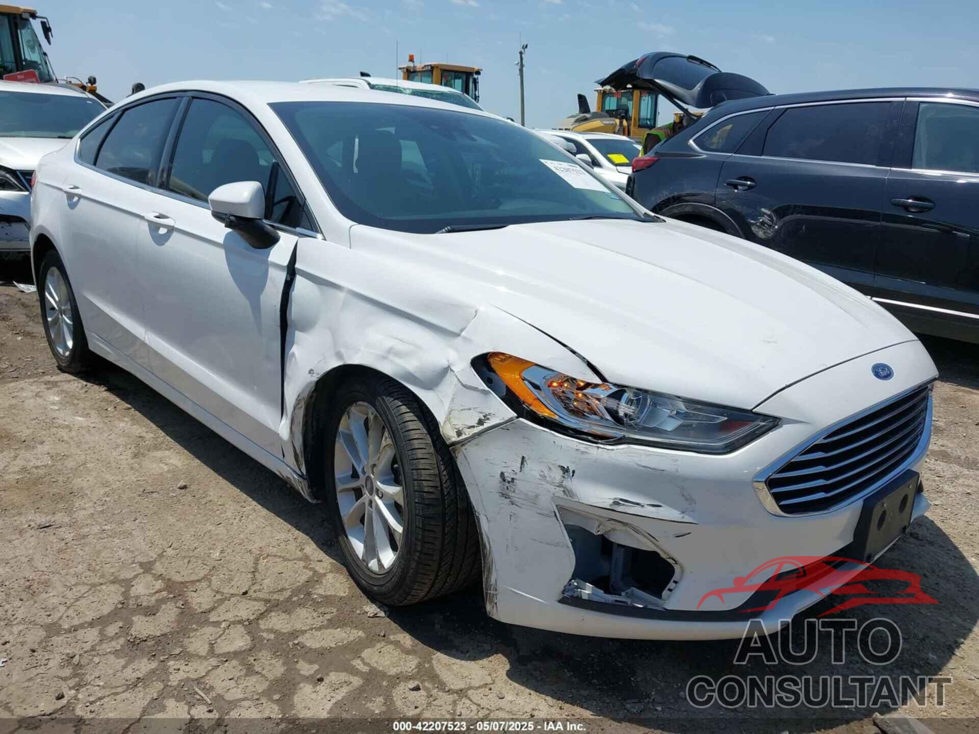 FORD FUSION 2020 - 3FA6P0HD4LR232009