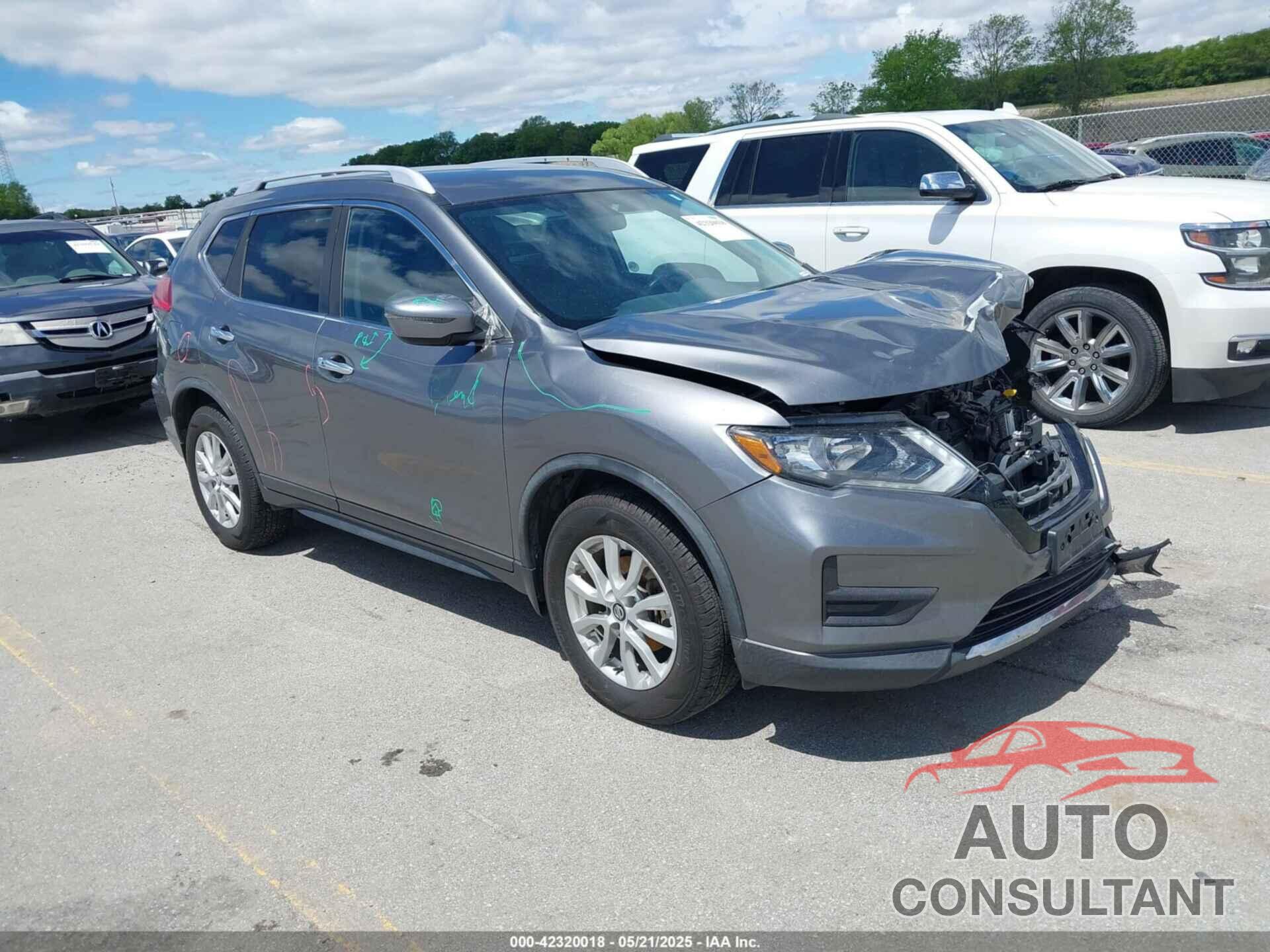 NISSAN ROGUE 2017 - KNMAT2MT4HP596082