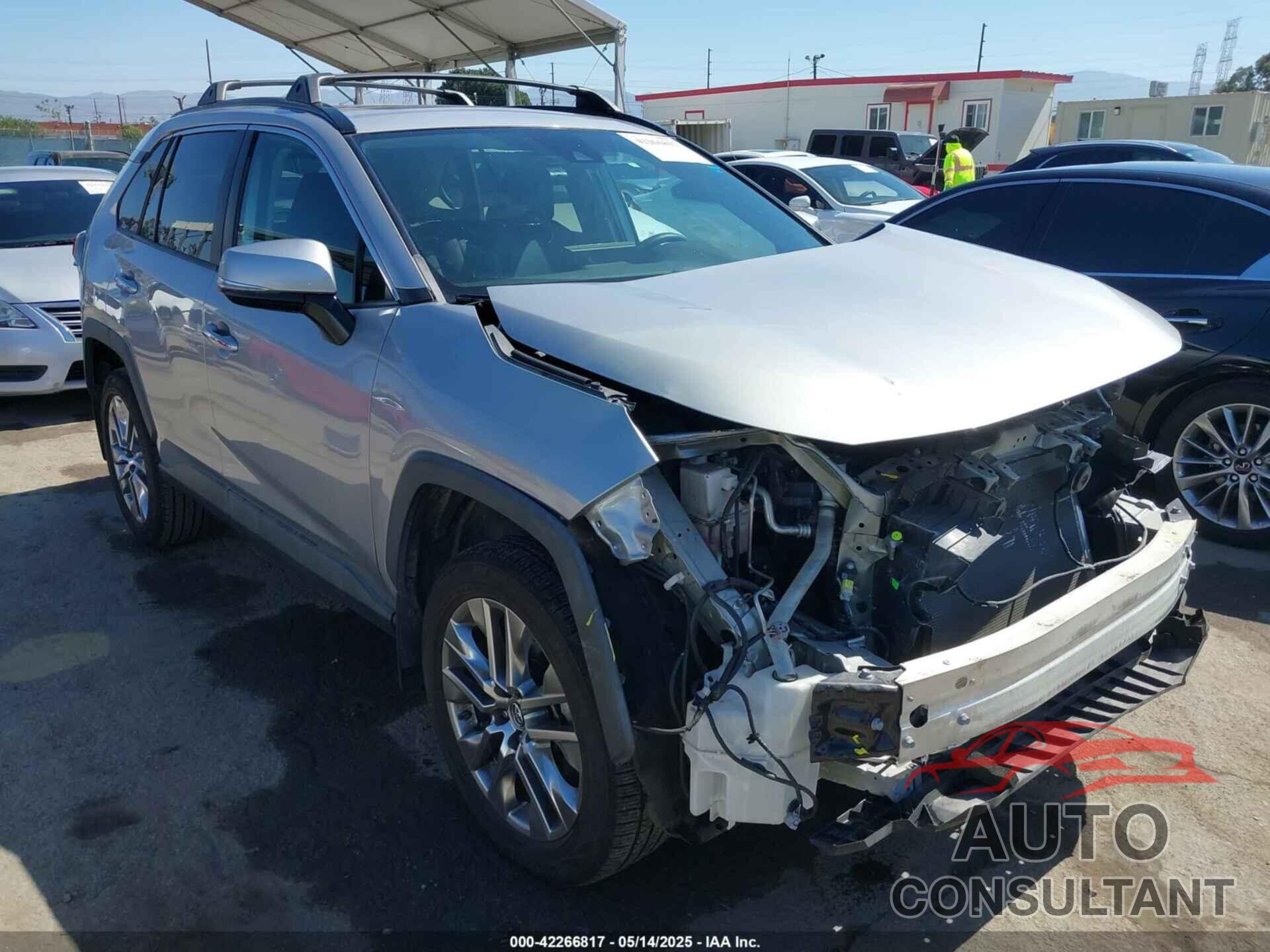 TOYOTA RAV4 2019 - 2T3Y1RFV6KW030416