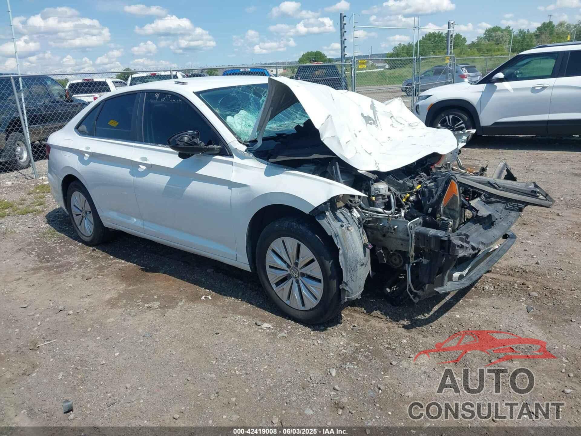VOLKSWAGEN JETTA 2019 - 3VWC57BU4KM005027