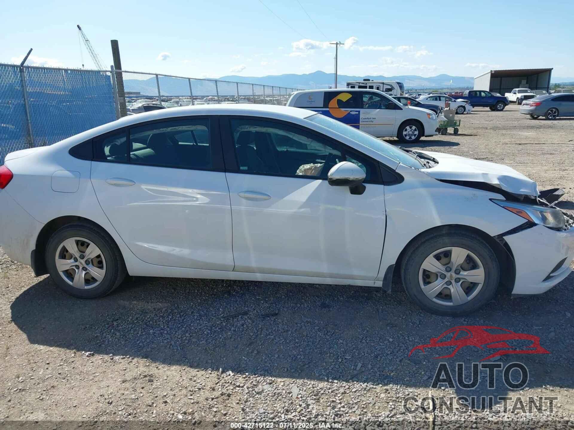 CHEVROLET CRUZE 2018 - 1G1BC5SM4J7149901