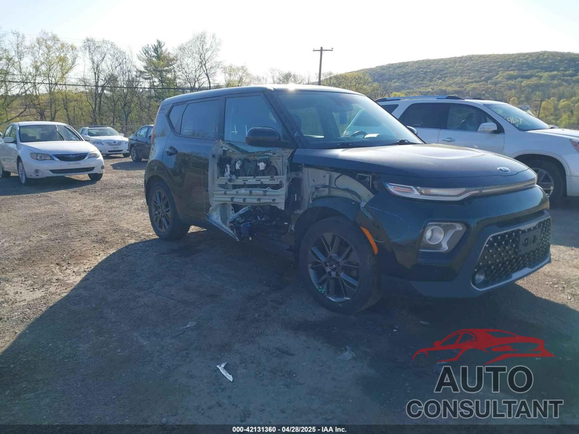 KIA SOUL 2020 - KNDJ33AU5L7037460